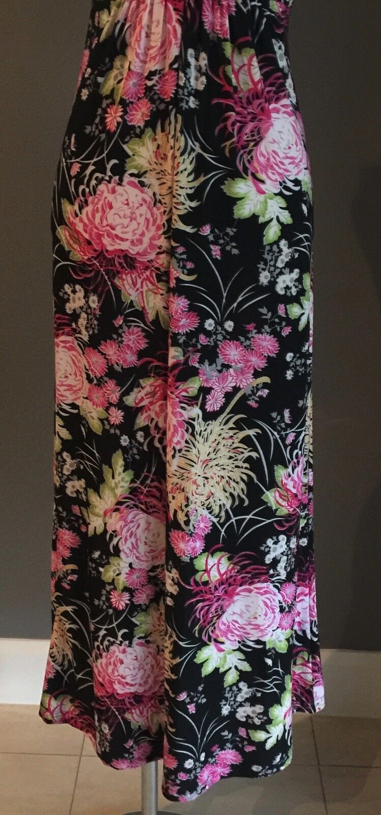 Maxi Dress MultiColoured Floral Print Feminine Long Size M 10 Great Condition