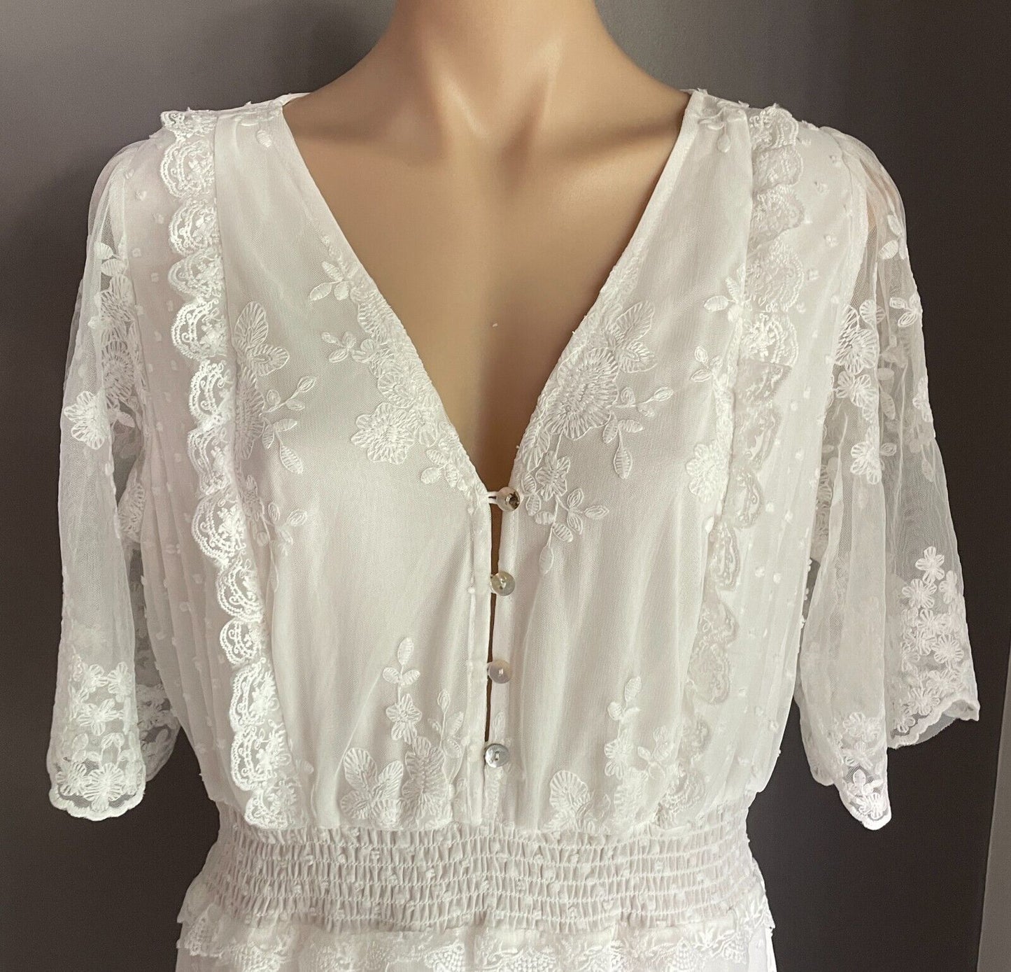 Maxi Dress White Embroidery Mesh Net V-Neck Lined Size XL 12 14 Elastic Waist