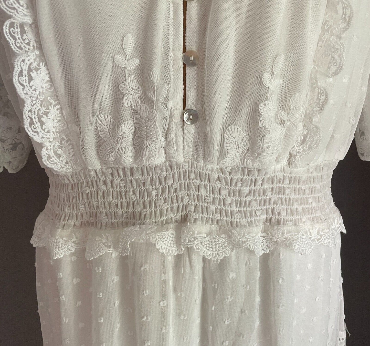 Maxi Dress White Embroidery Mesh Net V-Neck Lined Size XL 12 14 Elastic Waist