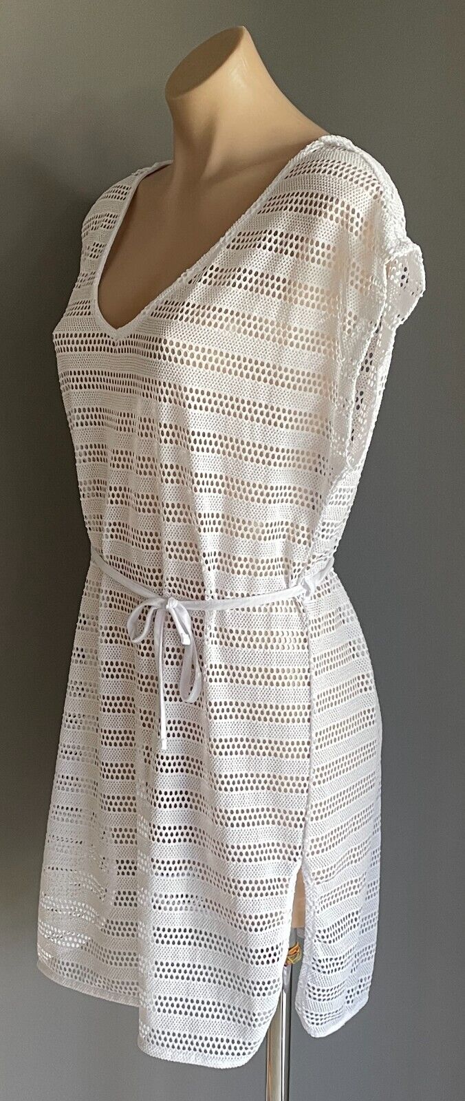 CLOTHING & CO (K-MART) White Crochet Extended Sleeve Beach Cover Up Sz 8 10 NEW