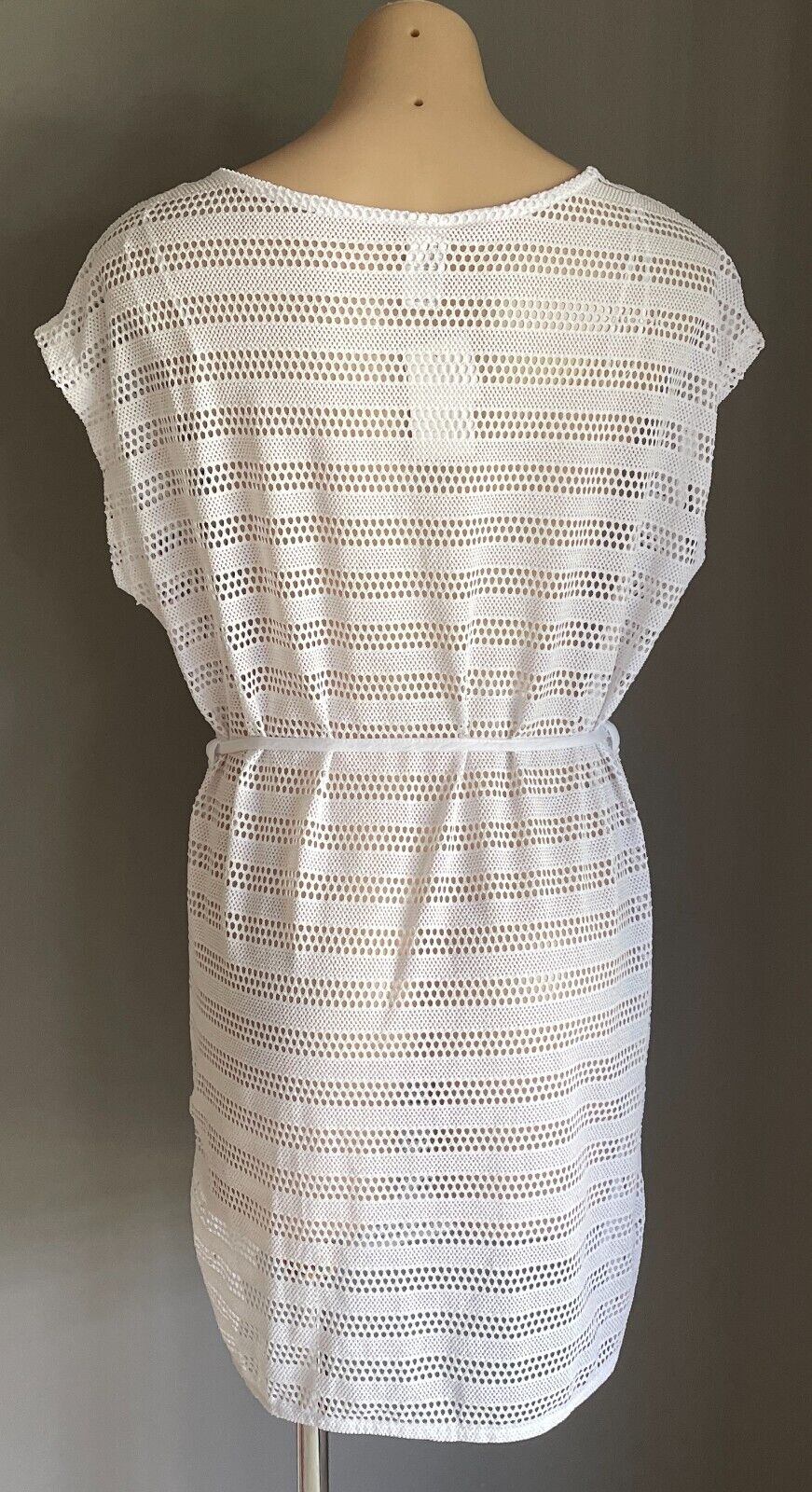 CLOTHING & CO (K-MART) White Crochet Extended Sleeve Beach Cover Up Sz 8 10 NEW