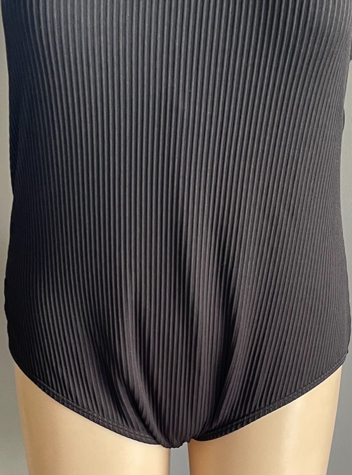 One Piece WAVE ZONE Black Ribbed Swimsuit Bathers Size 18 Strappy Back Pool NEW