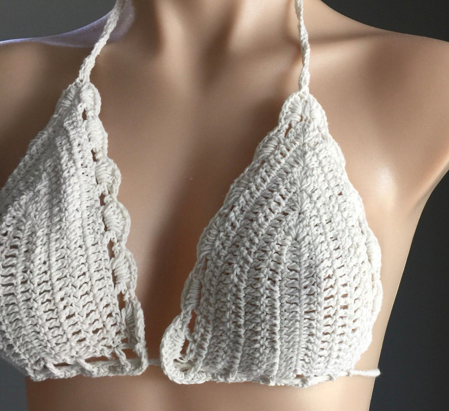 Vintage 1970s Bikini Top White Crochet Bohemian Hippy Festival Size 8  10  (2)