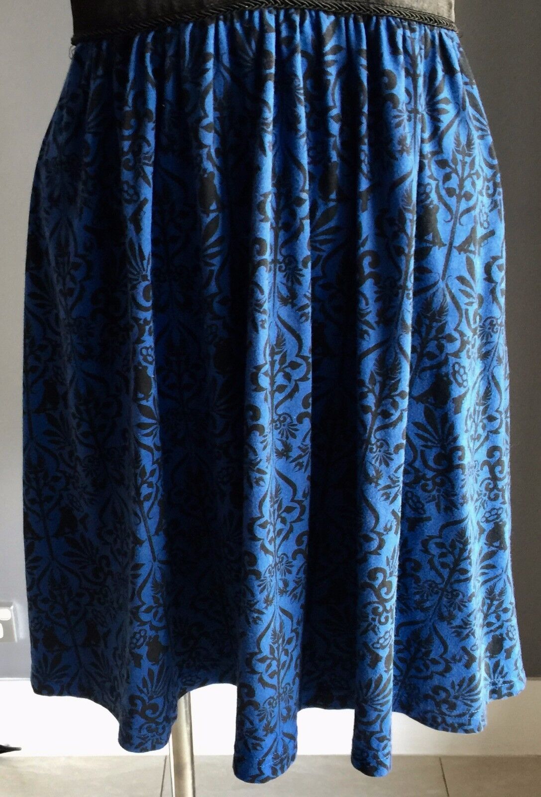 NOVEMBER CLOTHING Dress  Blue & Black Sleeveless Tie Back Ladies Size 8 NEW
