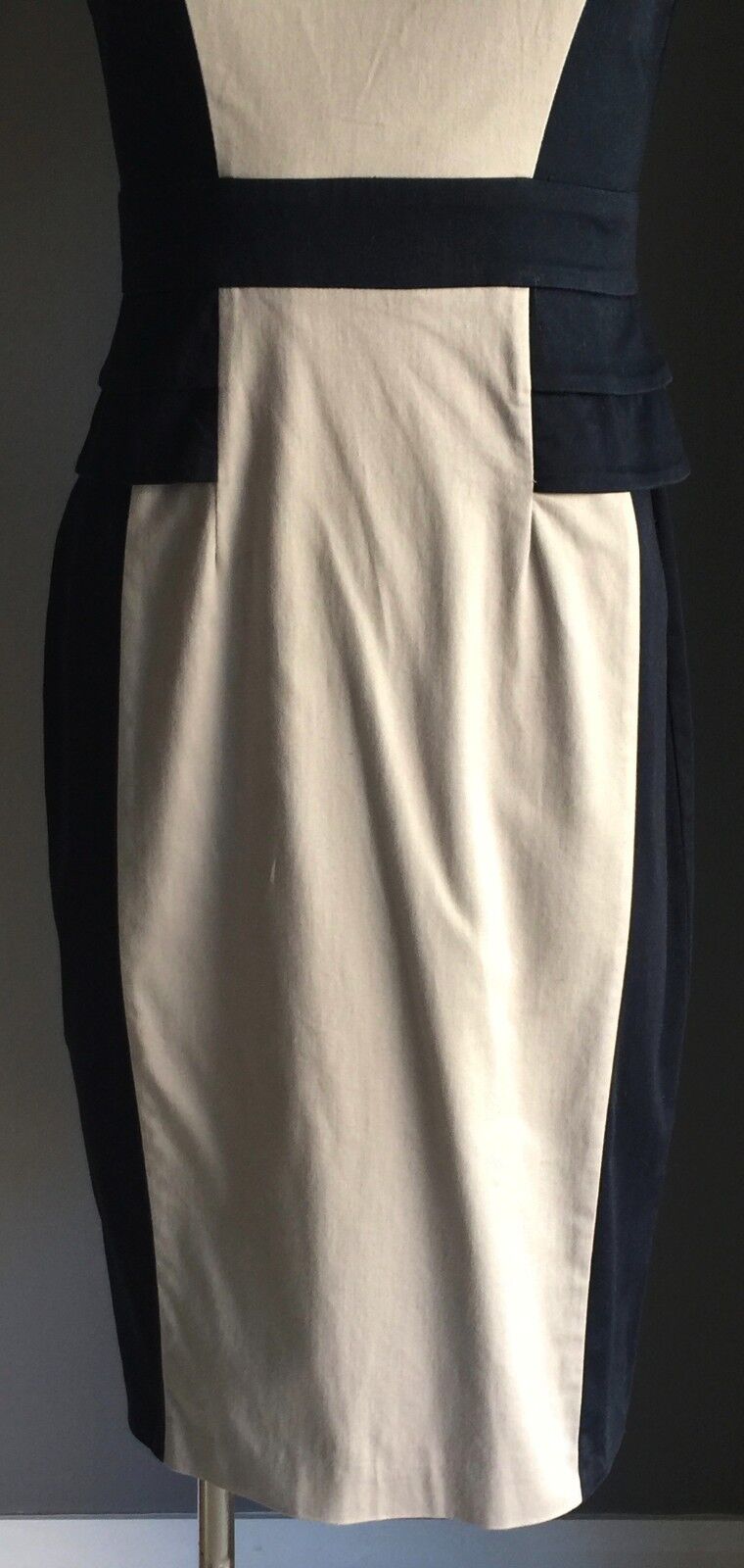 DOROTHY PERKINS Peplum Dress Navy & Beige Stretch Colour Block Size 8 Gorgeous