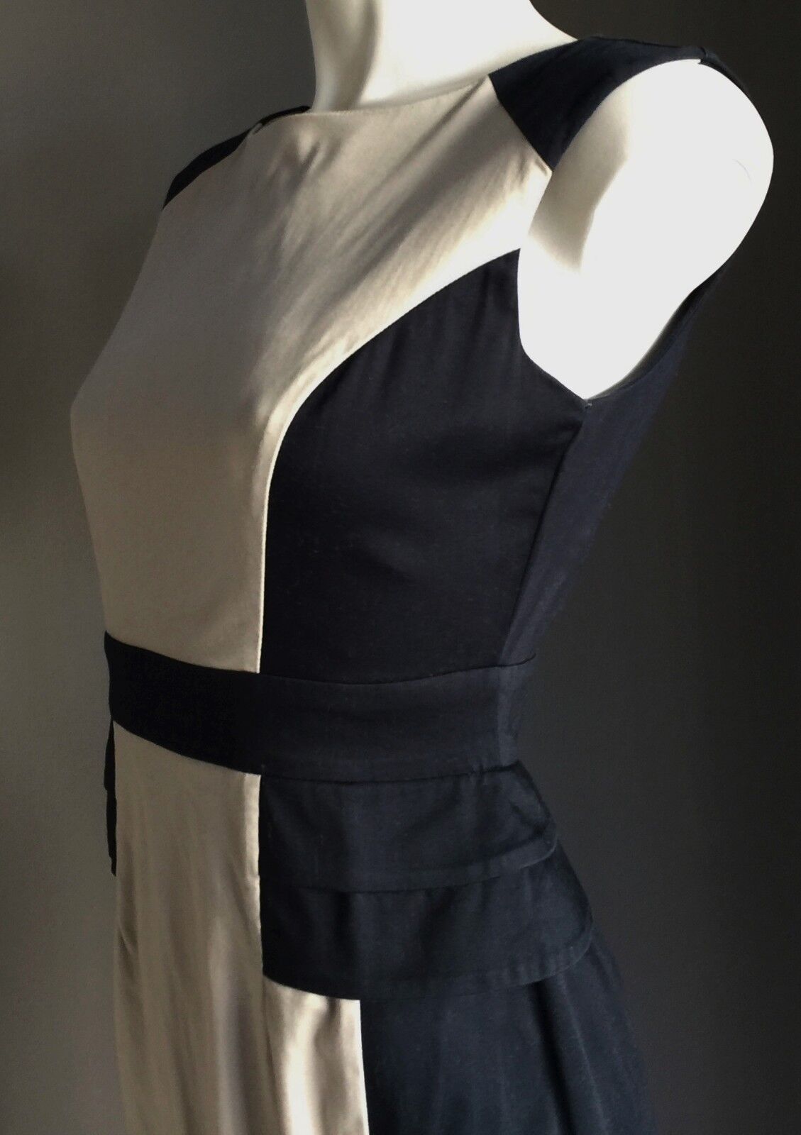 DOROTHY PERKINS Peplum Dress Navy & Beige Stretch Colour Block Size 8 Gorgeous