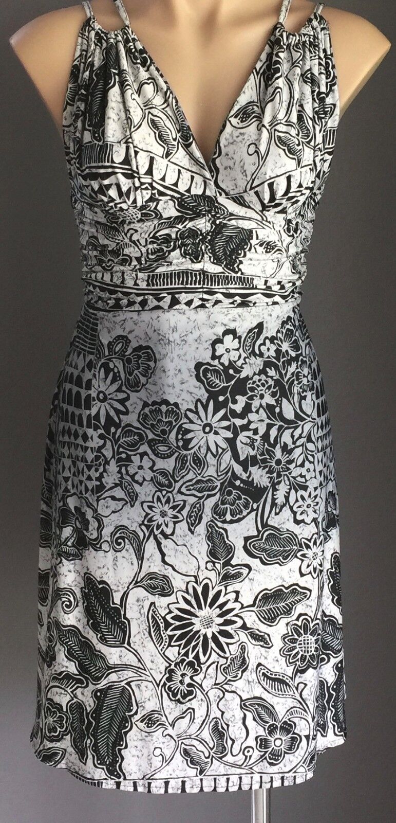 BE IN Dress Black & Grey Floral Print Knee Length Empire Waist Size 8 10