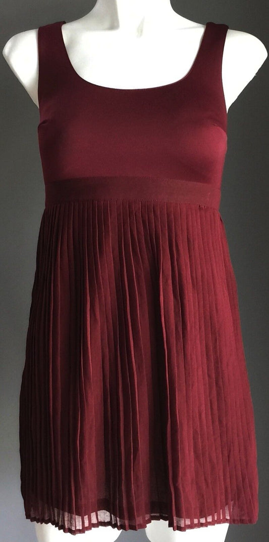 GLAMOROUS Mini Dress Burgundy Pleated Cut Out Back Ladies Size 8