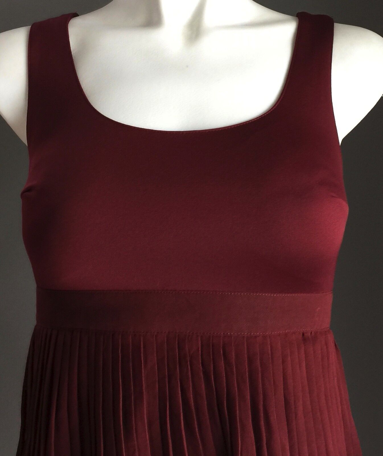 GLAMOROUS Mini Dress Burgundy Pleated Cut Out Back Ladies Size 8