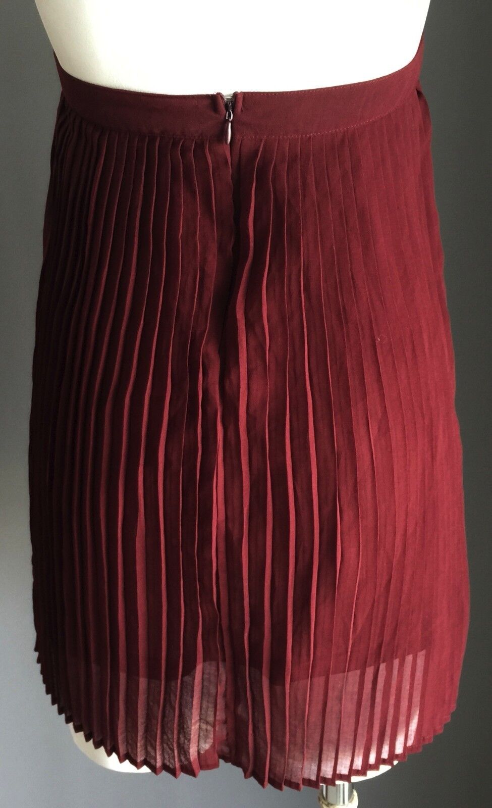 GLAMOROUS Mini Dress Burgundy Pleated Cut Out Back Ladies Size 8