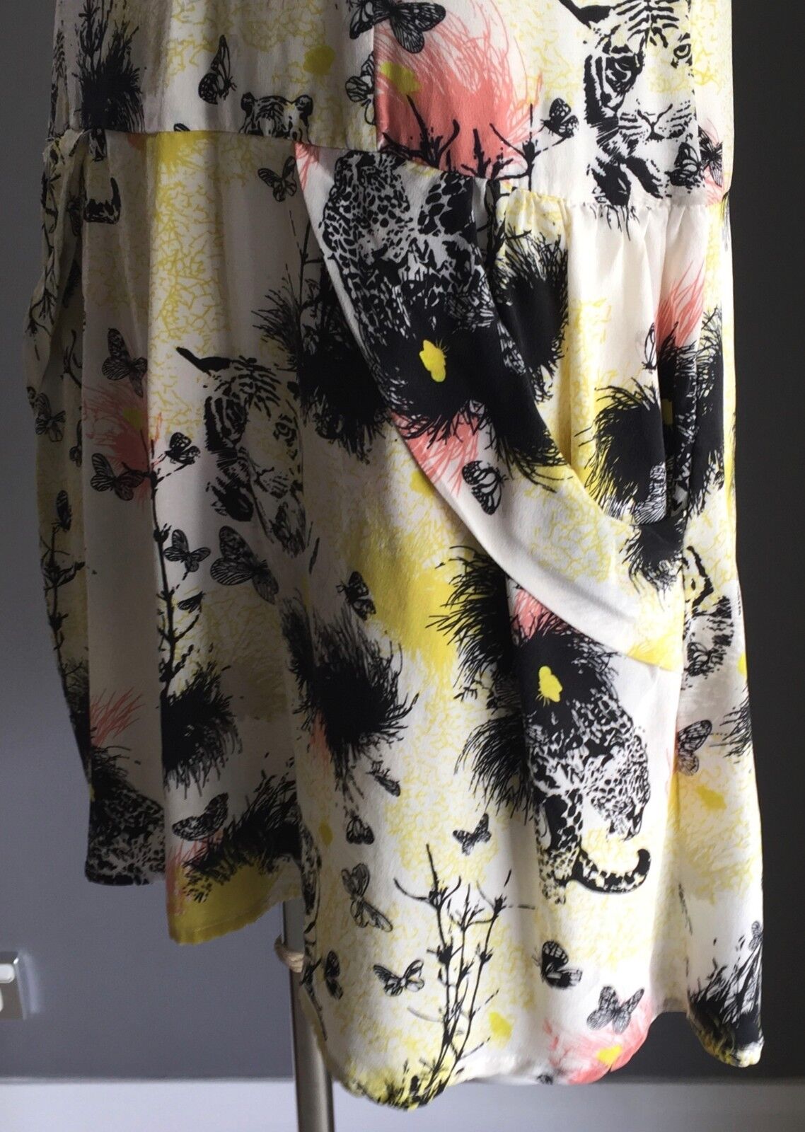 BLUEJUICE Silk Dress Colourful Leopard Print Drop Waist Size Ladies 8