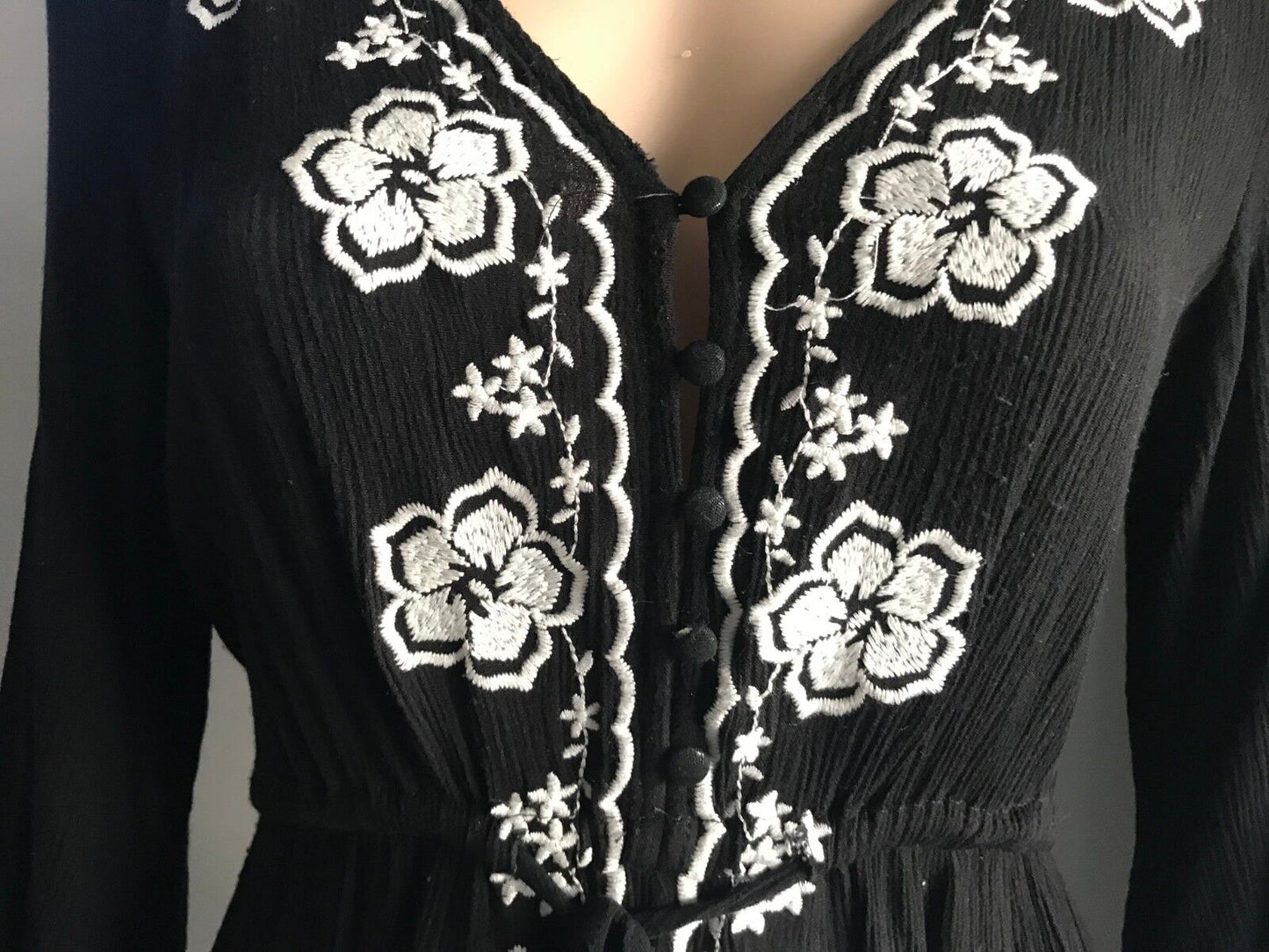 CAROLINE MORGAN Dress Black White Embroidered Elastic Waist Cheesecloth Siz 8 10