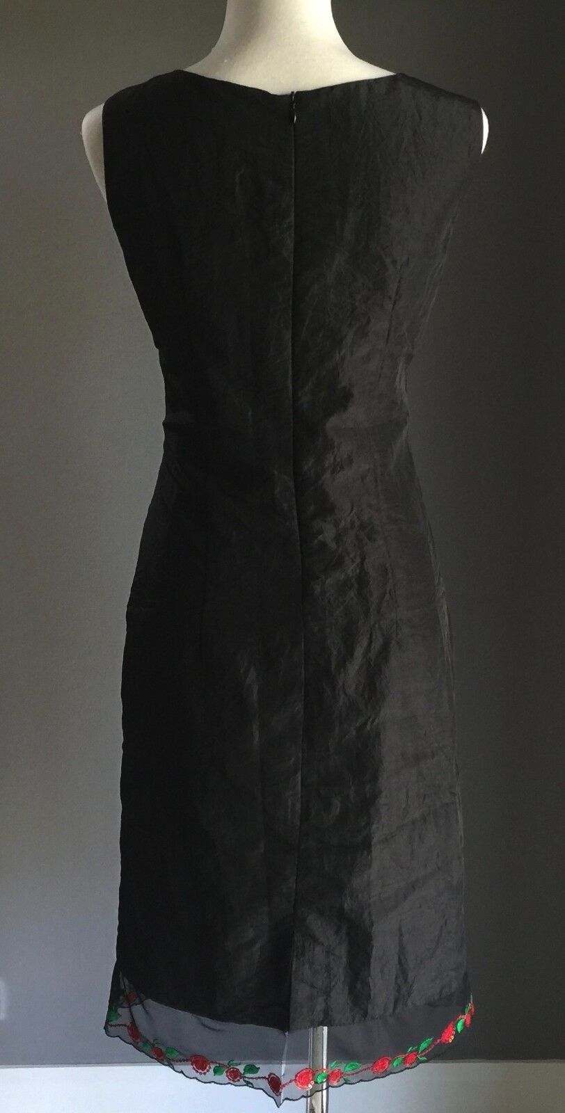 VICKY VALE Black Dress LBD Sleeveless Knee Length Ladies Size 8 NEW