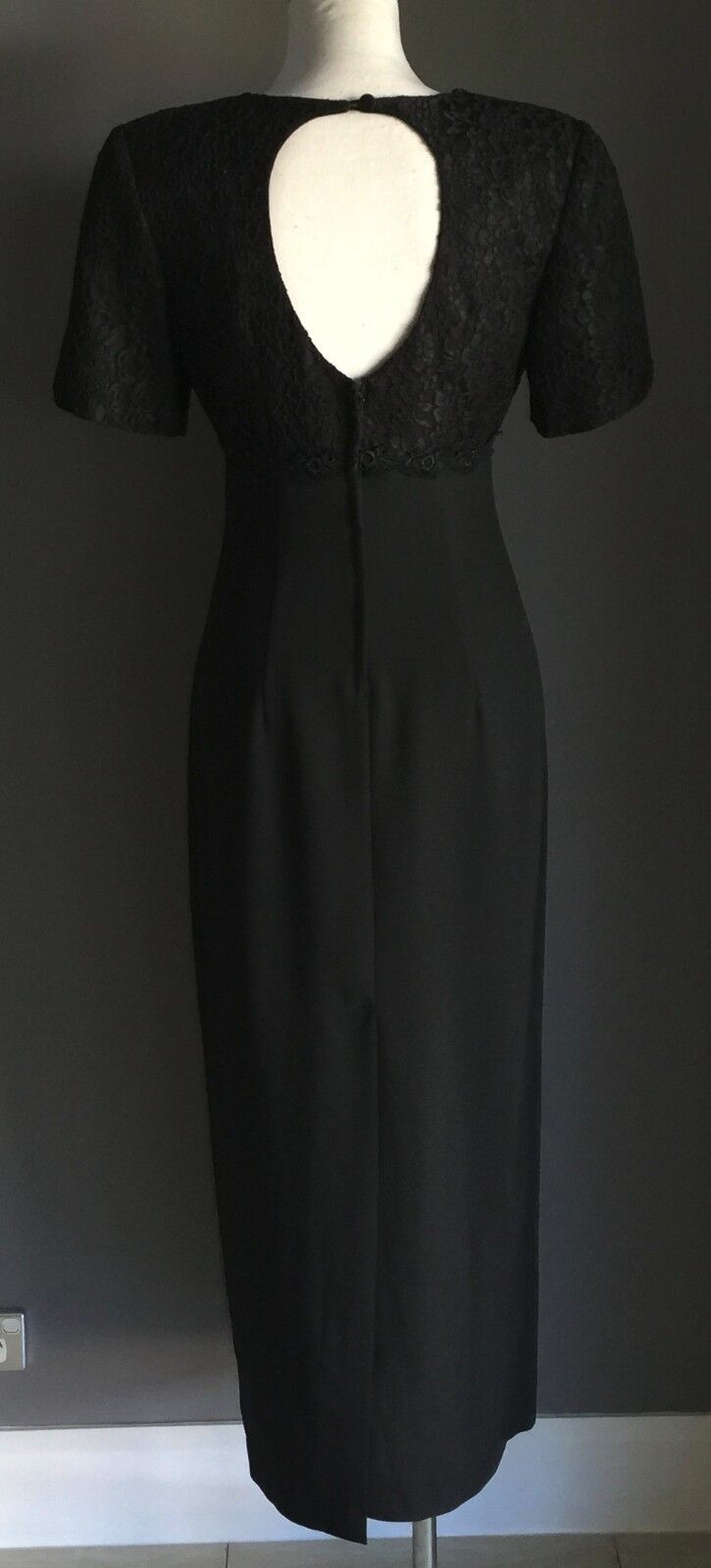 MARI GOURLAY Black Dress Lace Open Back Gown Size 8 Vintage NEW