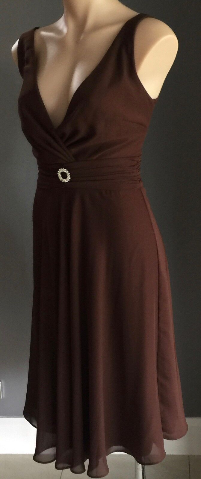 F GEAR Dress Knee Length Floral Empire Waist Parties Formals Races Size 8 10 NEW