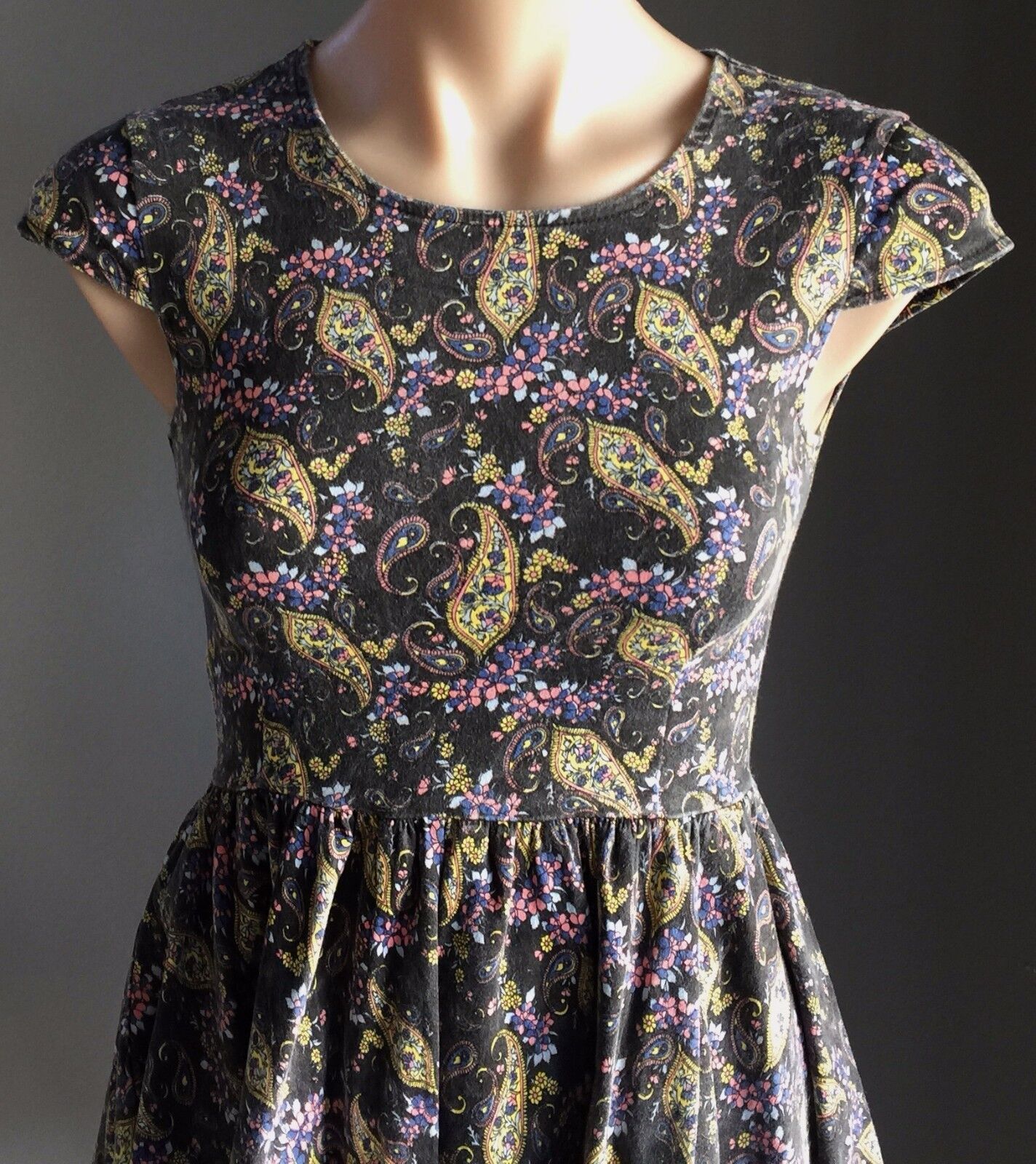 ANGEL BIBA Mini Dress Paisley Print Cap Sleeve Stretch Skater Ladies Size 8