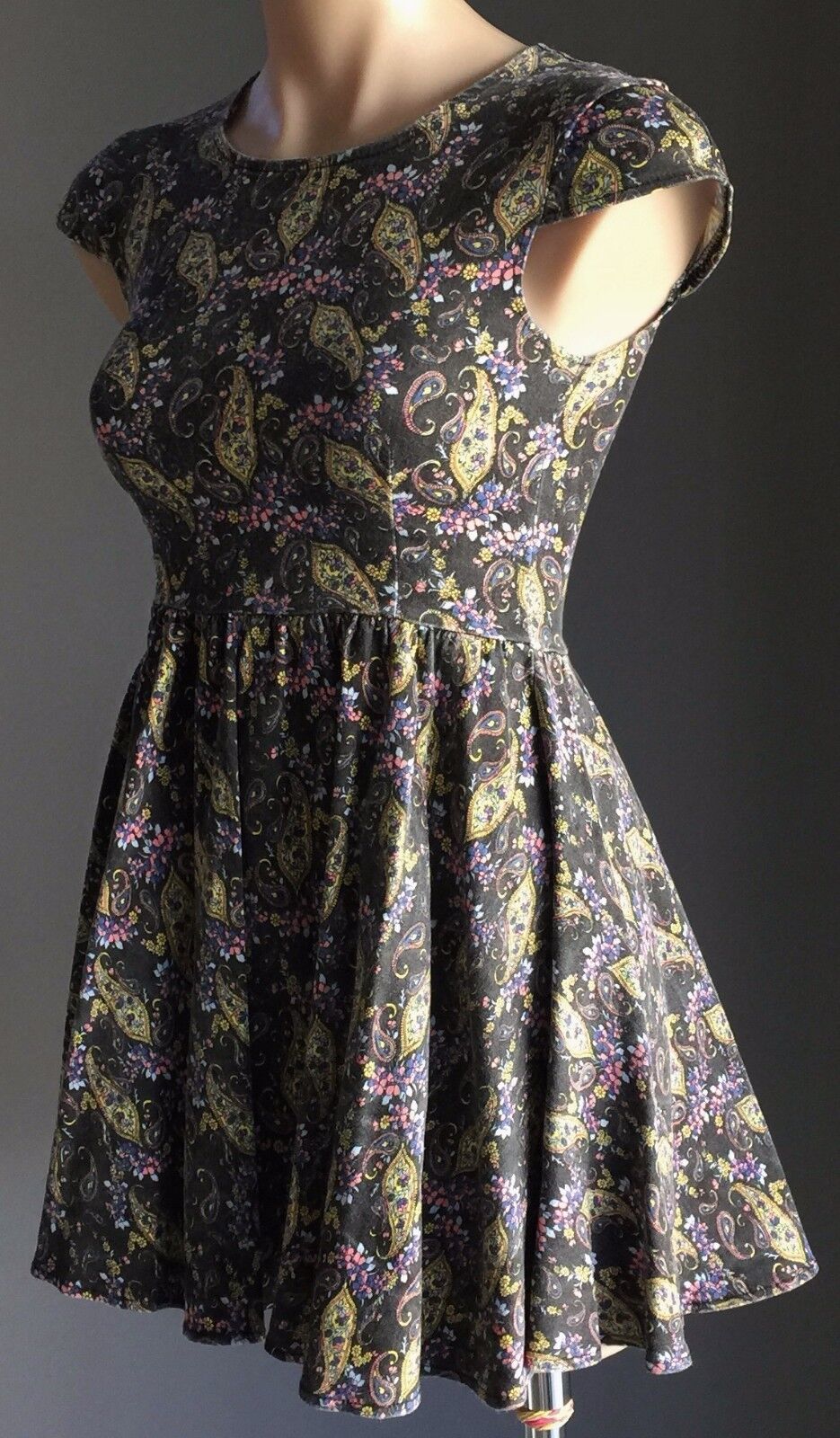 ANGEL BIBA Mini Dress Paisley Print Cap Sleeve Stretch Skater Ladies Size 8