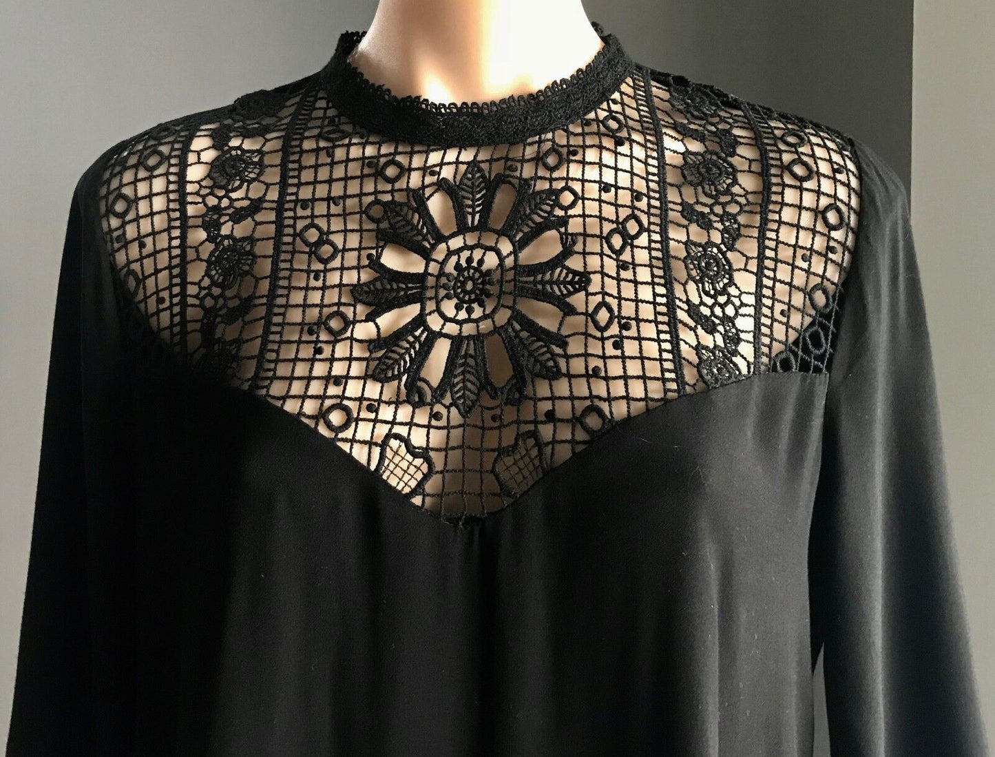 FOREVER 21 Smock Dress Black Long Sleeve Lace Yoke Size M 12 Retro