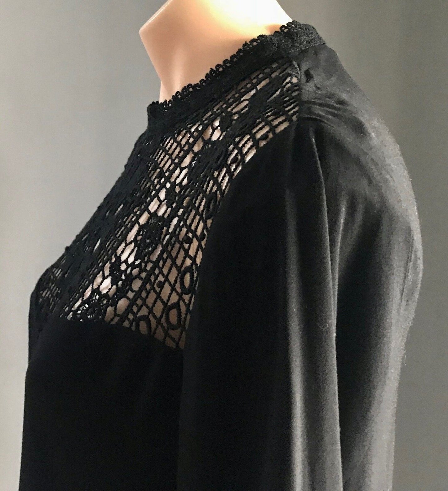 FOREVER 21 Smock Dress Black Long Sleeve Lace Yoke Size M 12 Retro