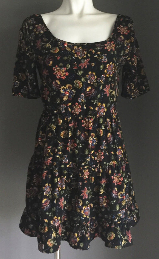 MY LEFTIES Dress Black Floral Print Short Sleeve Skater Size M 8 Gorgeous