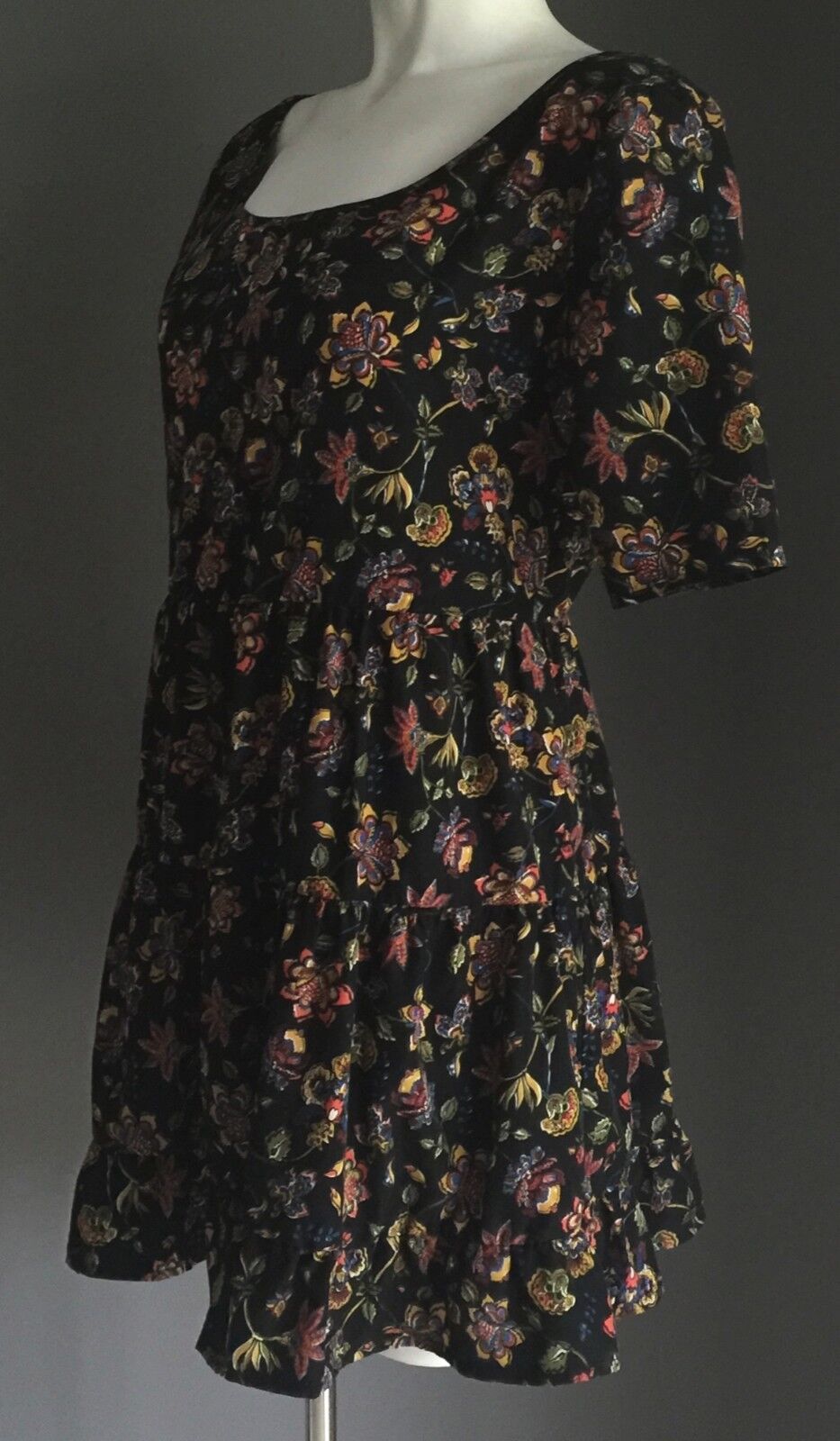 MY LEFTIES Dress Black Floral Print Short Sleeve Skater Size M 8 Gorgeous