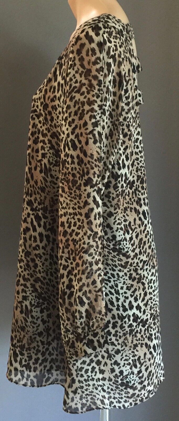 EVENUEL Trapeze Dress Animal Print Cut Out Back & Sleeves Size M 10 Gorgeous