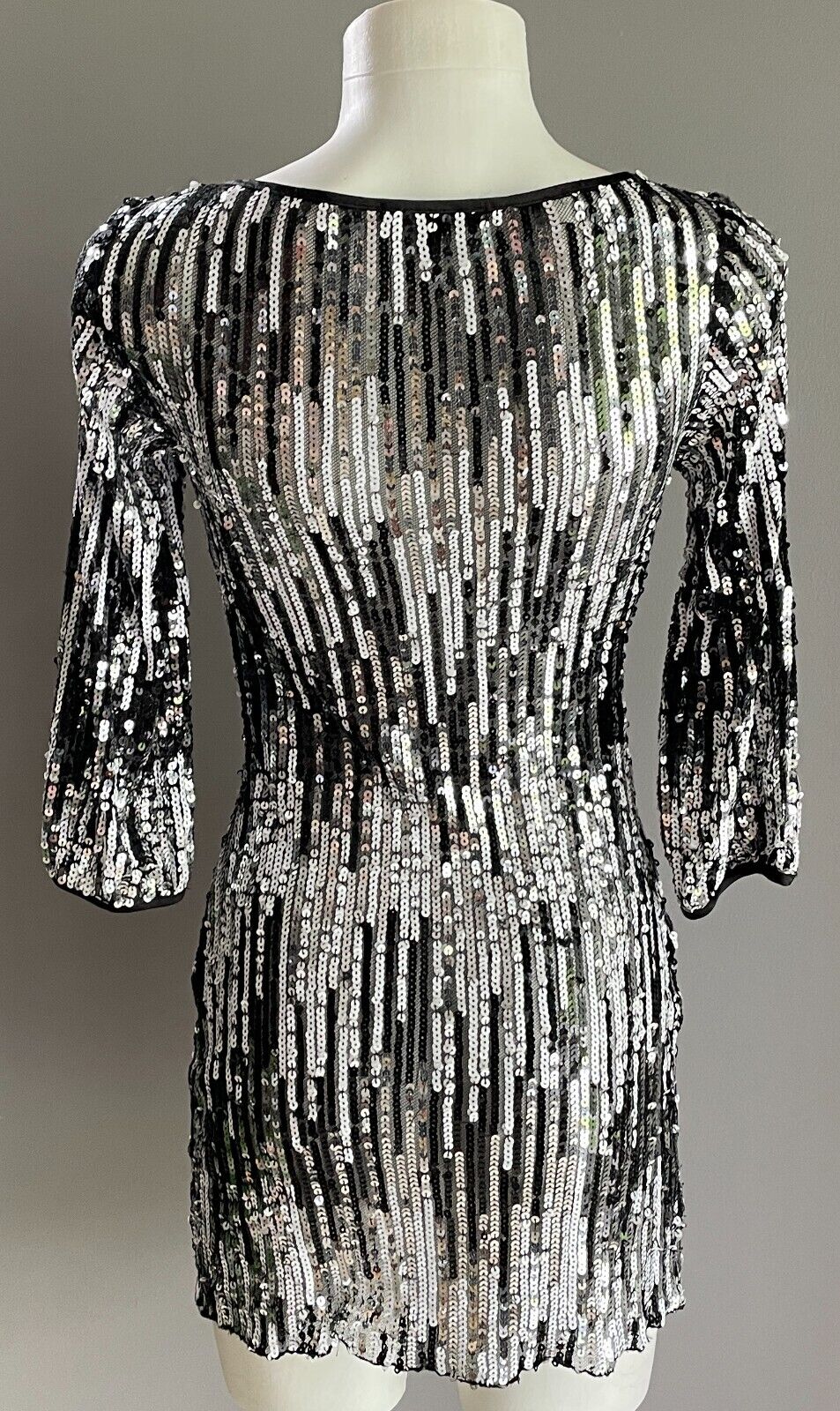 LADAKH Dress Black Silver Sequin 3/4 Sleeve Mini Stretch Sheer Bodycon Size 6 8