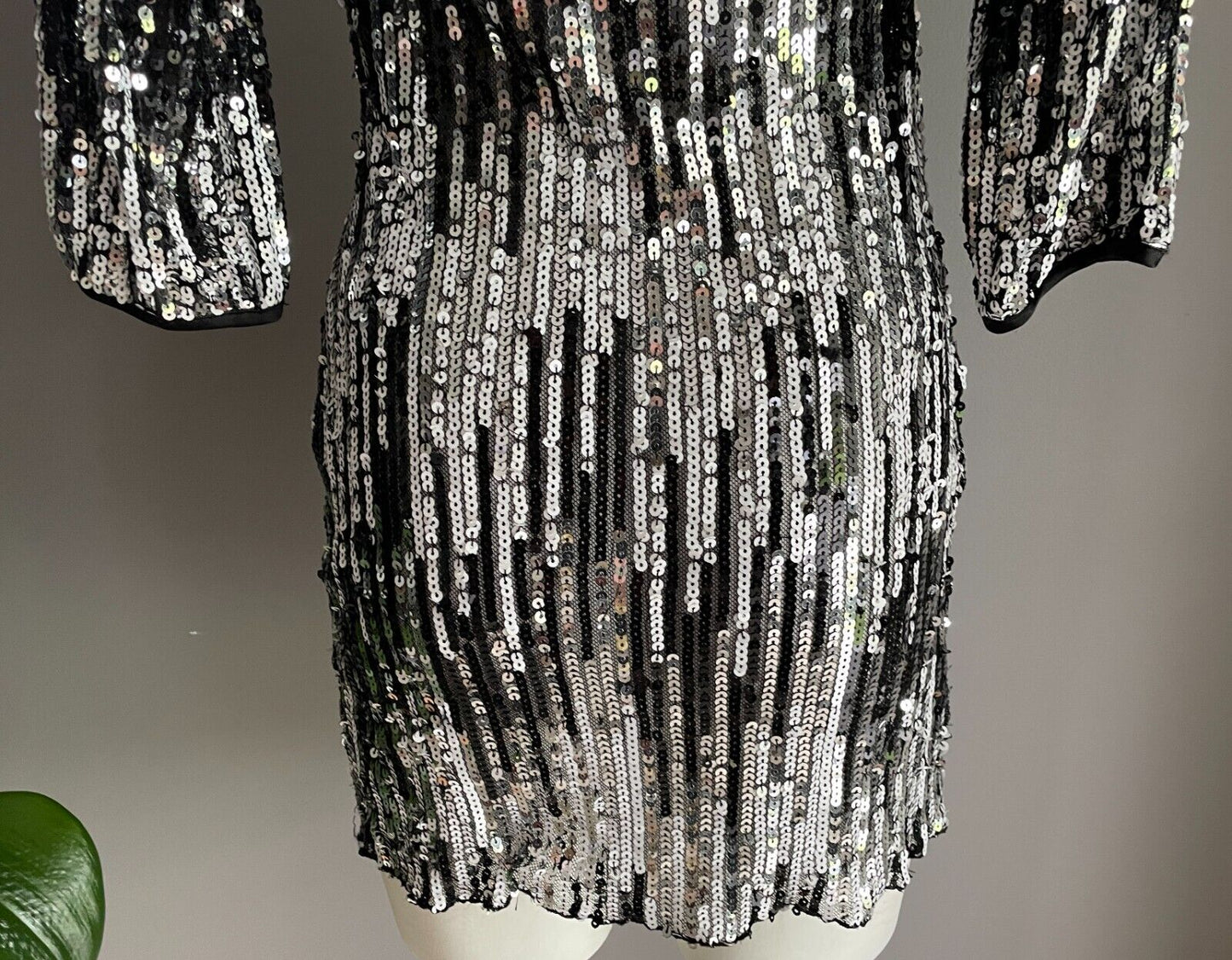 LADAKH Dress Black Silver Sequin 3/4 Sleeve Mini Stretch Sheer Bodycon Size 6 8
