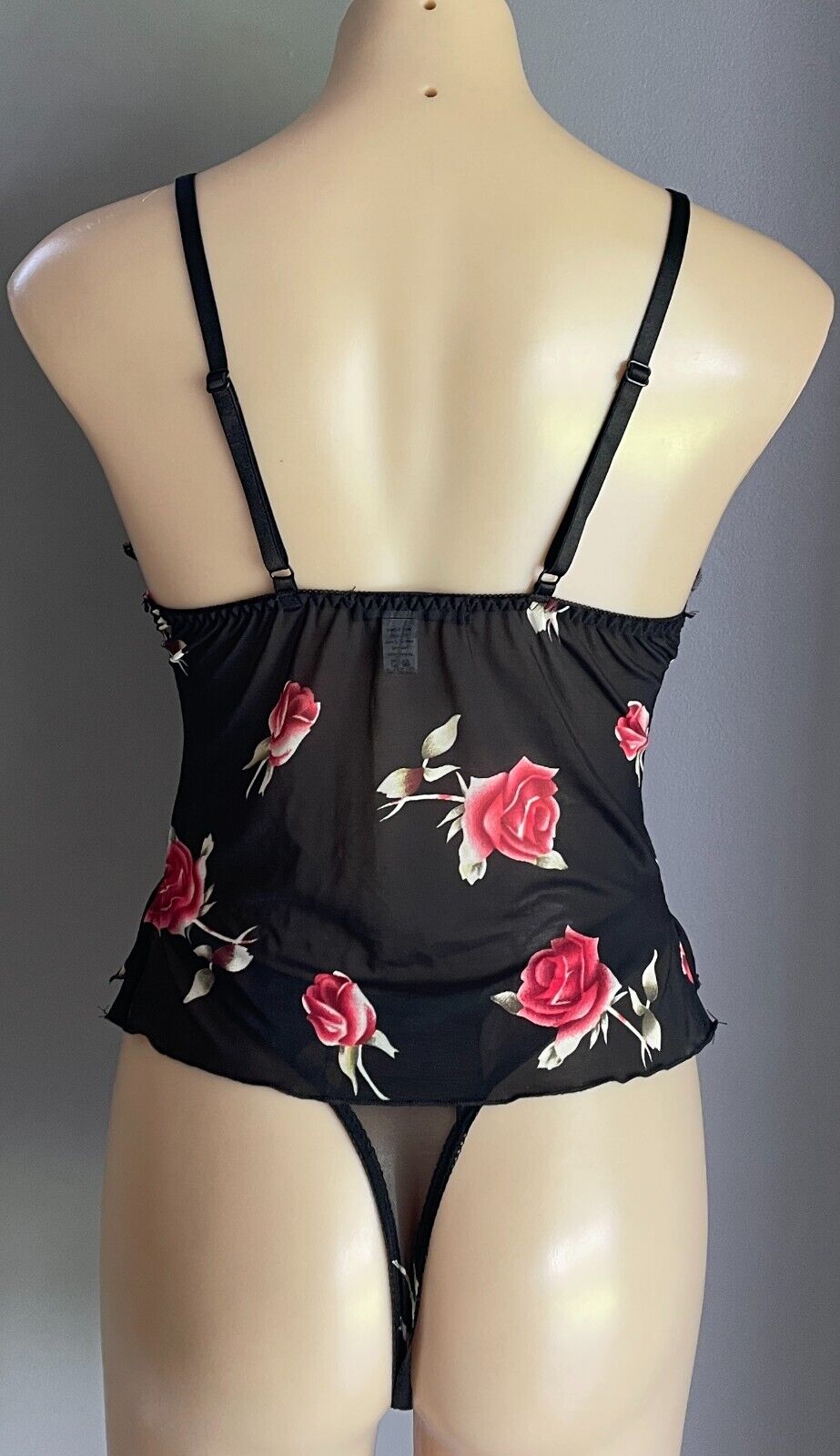 BLACK LABEL LINGERIE Camisole & G-String Set Roses Lace Trim Size M 10 Sexy NEW