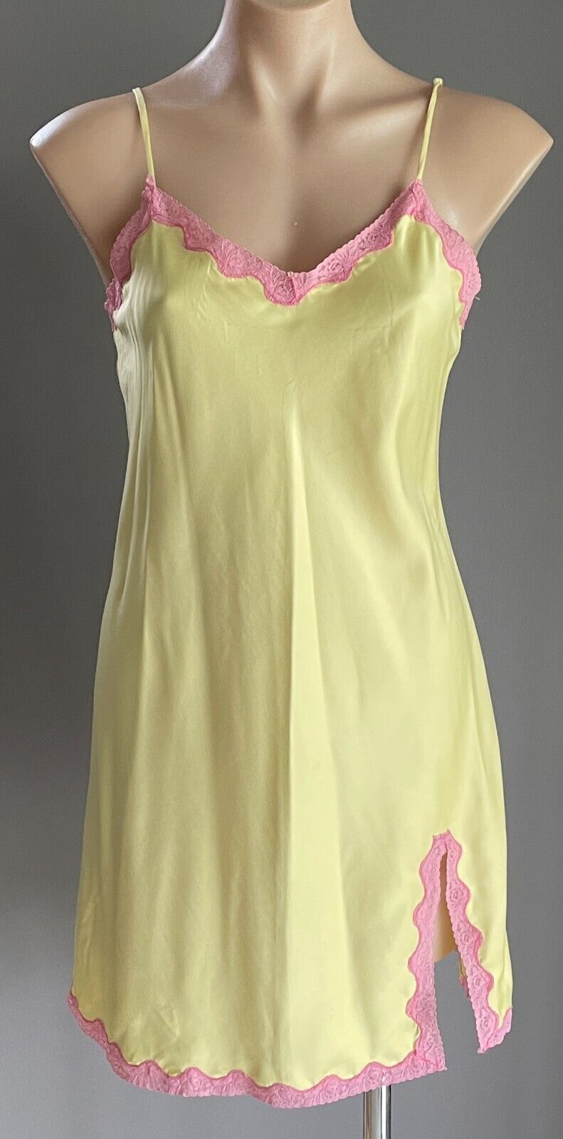 SOHO Sexy Chemise Yellow & Pink Lace Trim Thin Strap Satin Feel Nightie Sz S 10