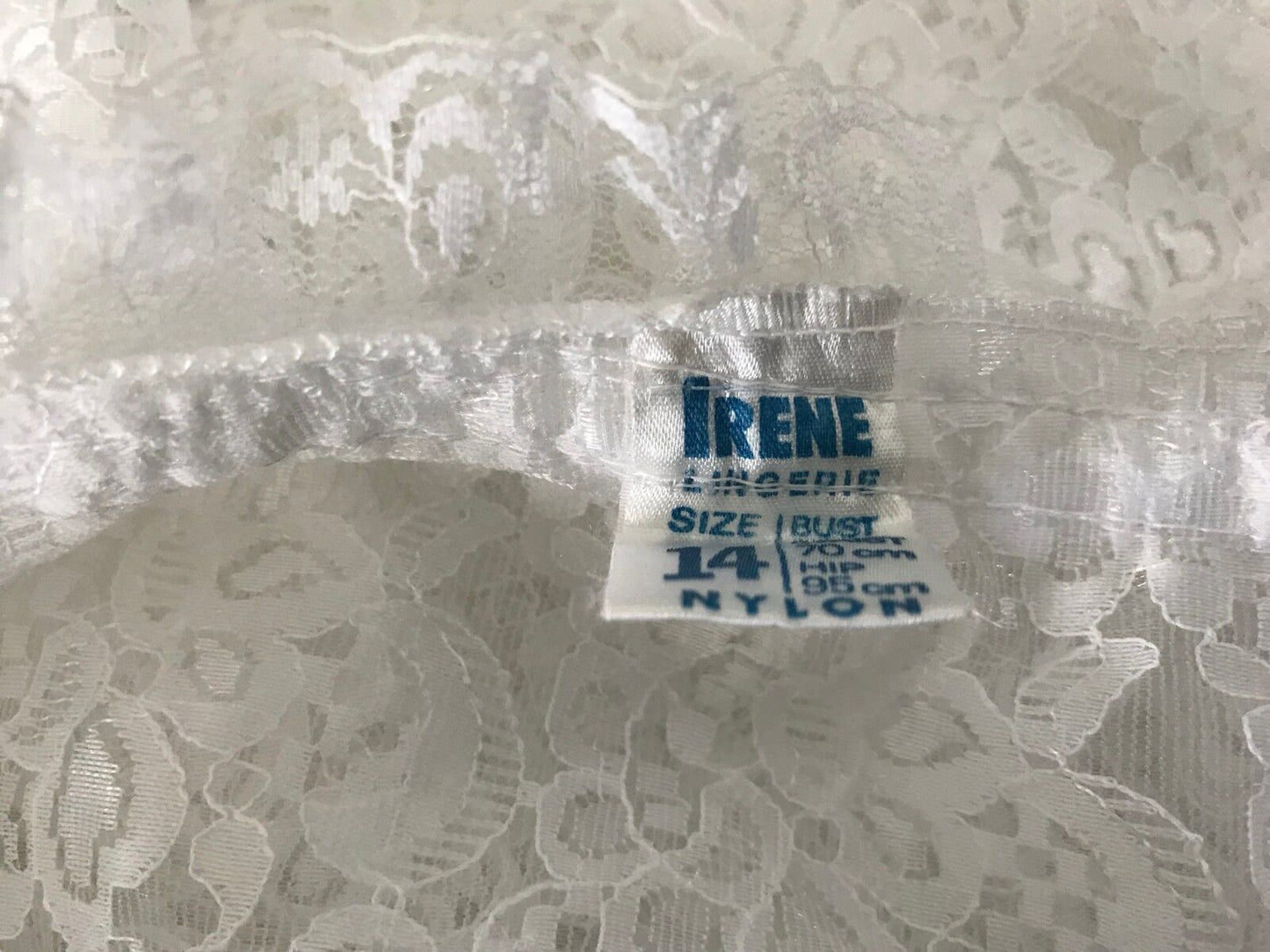 Vintage IRENE LINGERIE White Dressing Gown Lace Short Tie Sleeves Flowers Sz 14