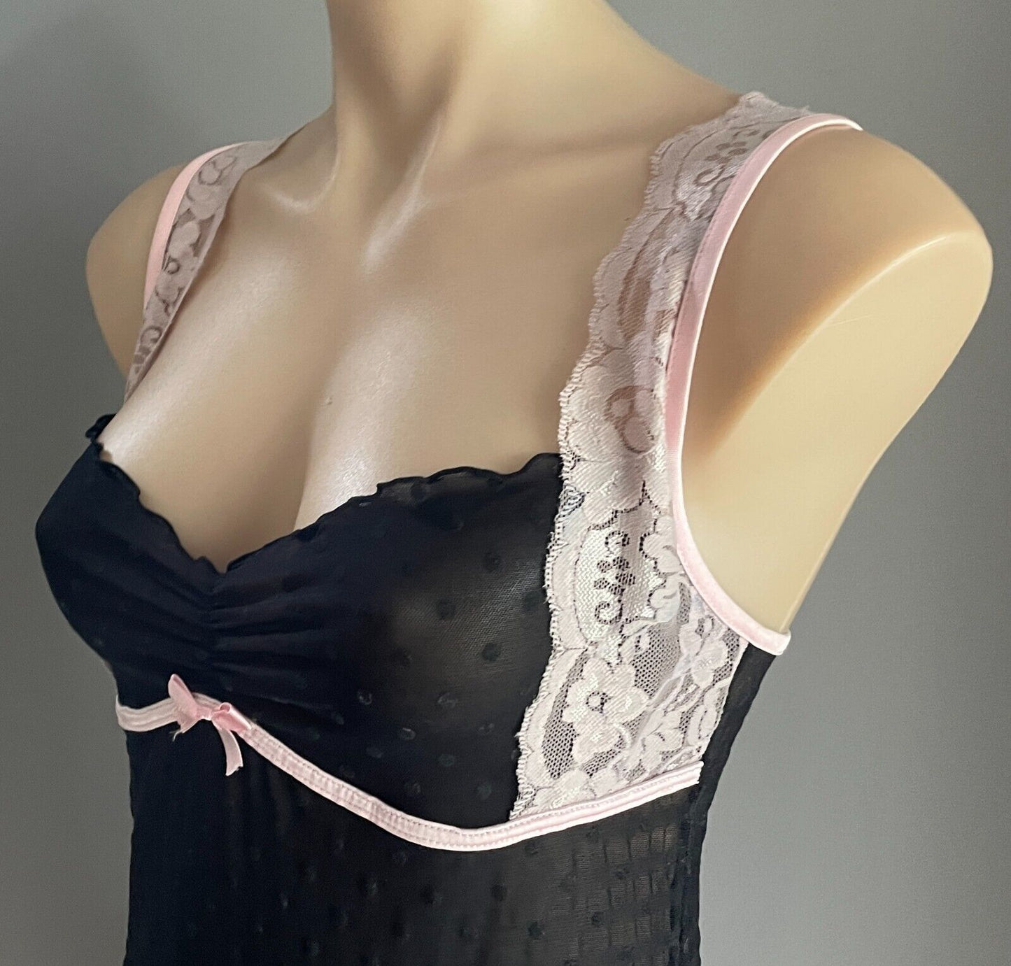 Chemise Black Mesh Net Dobby Semi Sheer Fabric w Pink Lace Straps Size 10 NEW