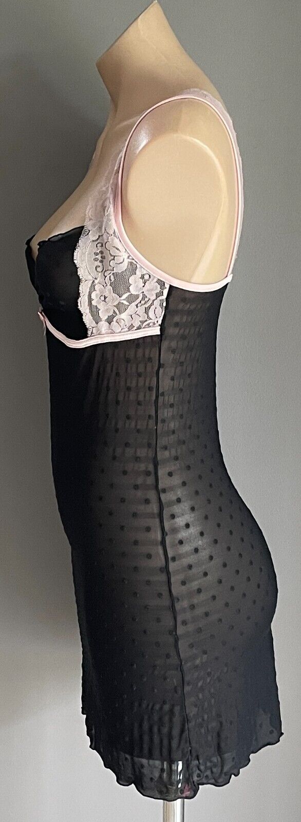 Chemise Black Mesh Net Dobby Semi Sheer Fabric w Pink Lace Straps Size 10 NEW
