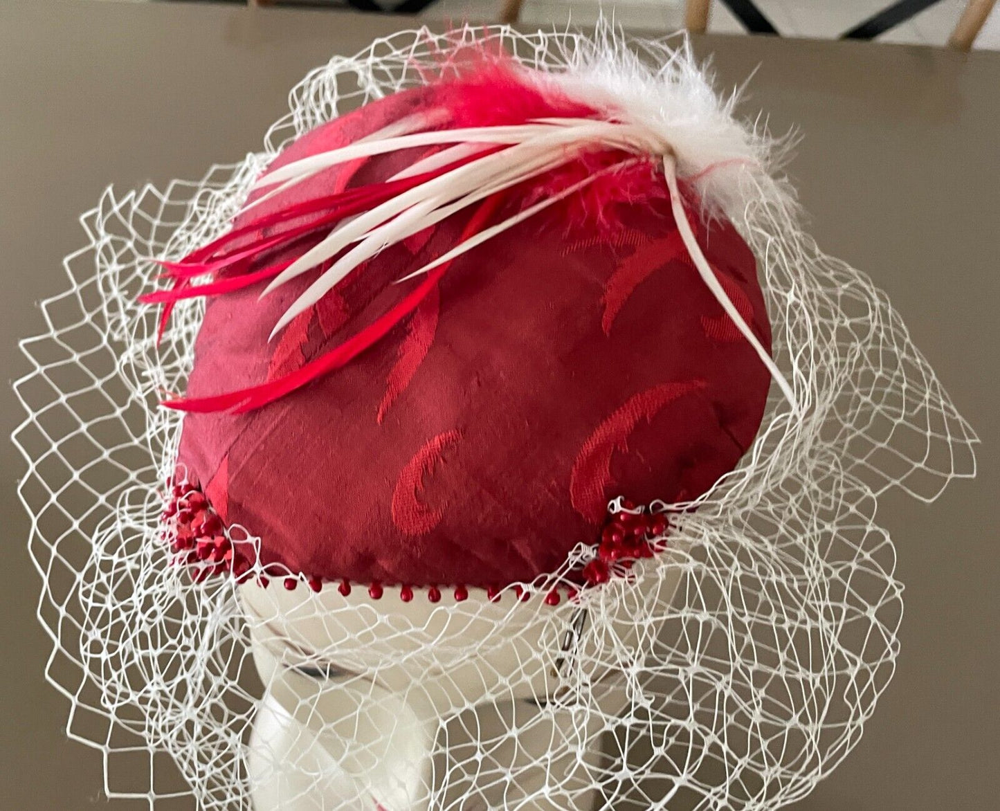 FASCINATOR Red and White Feather Tulle & Bead Sequin Trim Races Party Cocktails