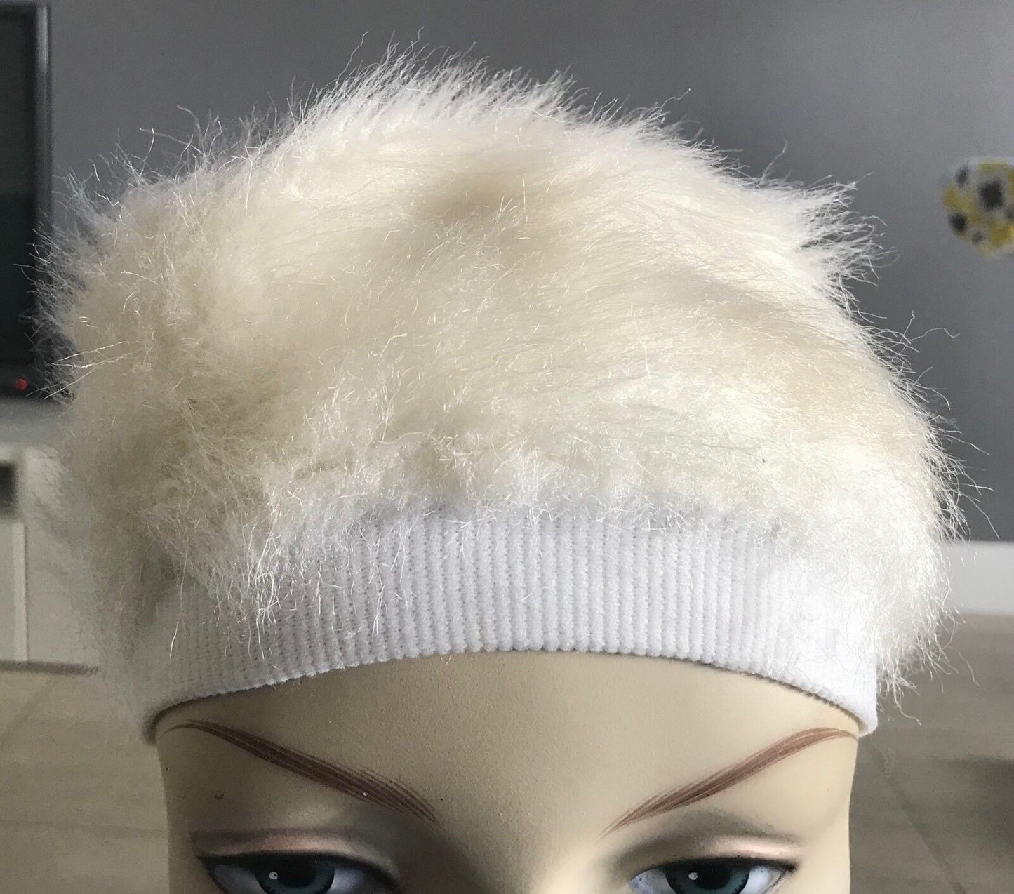 Vintage French Style BERET Cream Faux Fur Warm Winter Cap Hat Ladies Size 56cm