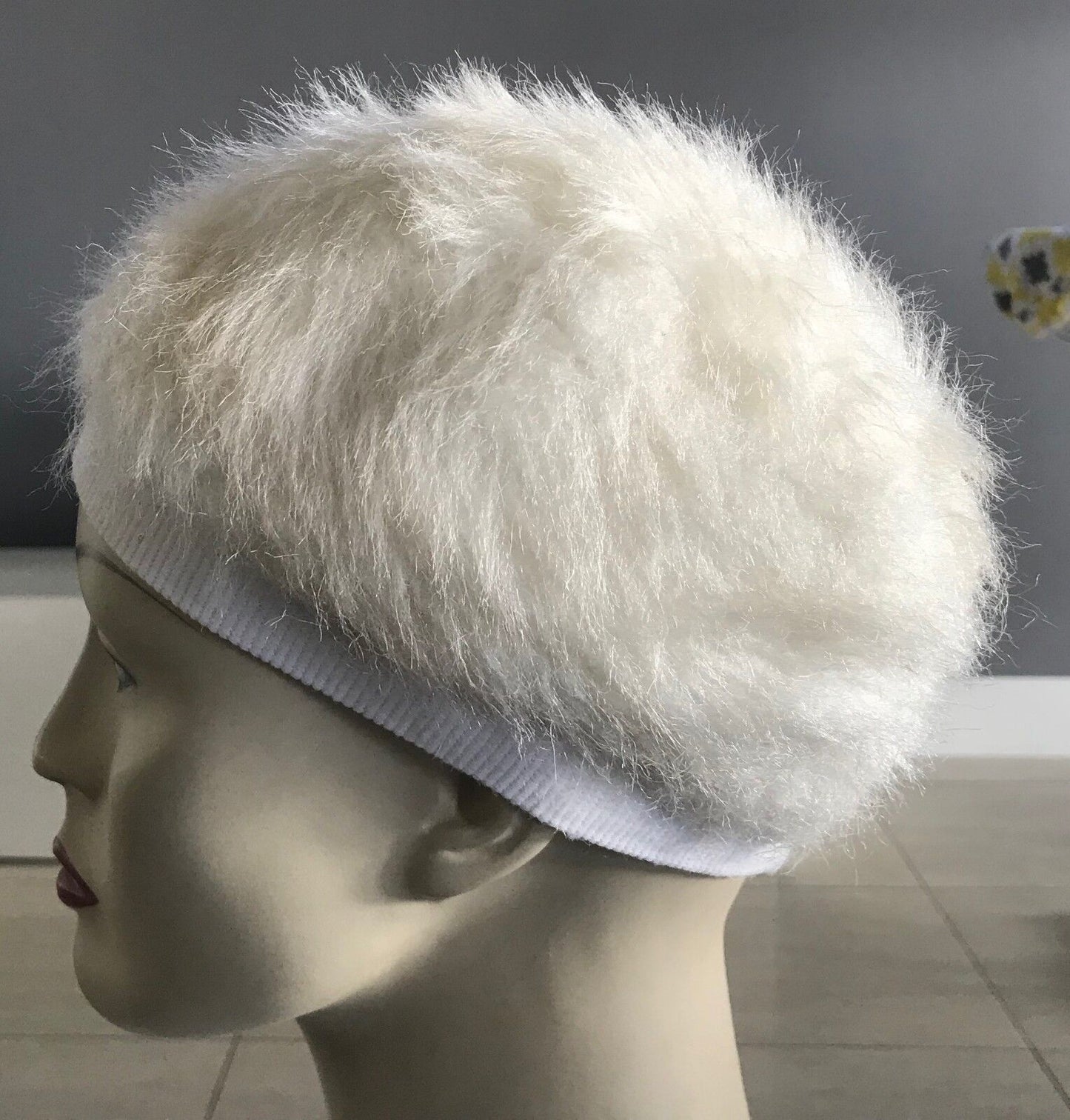 Vintage French Style BERET Cream Faux Fur Warm Winter Cap Hat Ladies Size 56cm