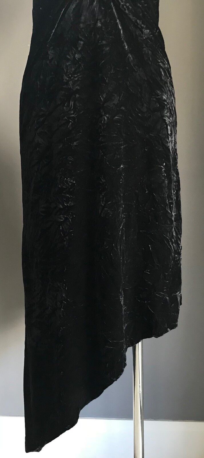 PURPLE PATCH BY MR K Halter Neck Dress Black Stretch Crinkle Velvet Size 10 NEW