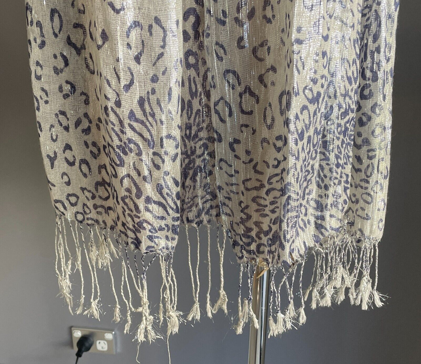 FRINGED Neck SCARF Rectangle Wrap Shawl Silver Thread w Blue Print