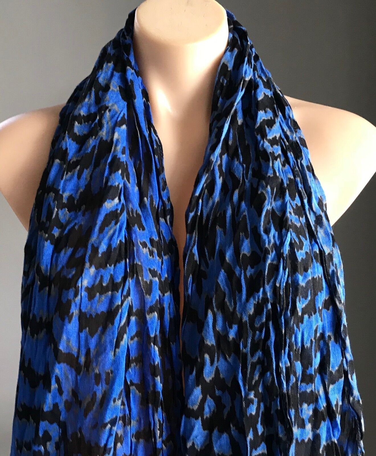 SUZANNE GRAE Neck Scarf Wide Blue Black Grey Crinkle Pleat Look Wrap Shawl  NEW