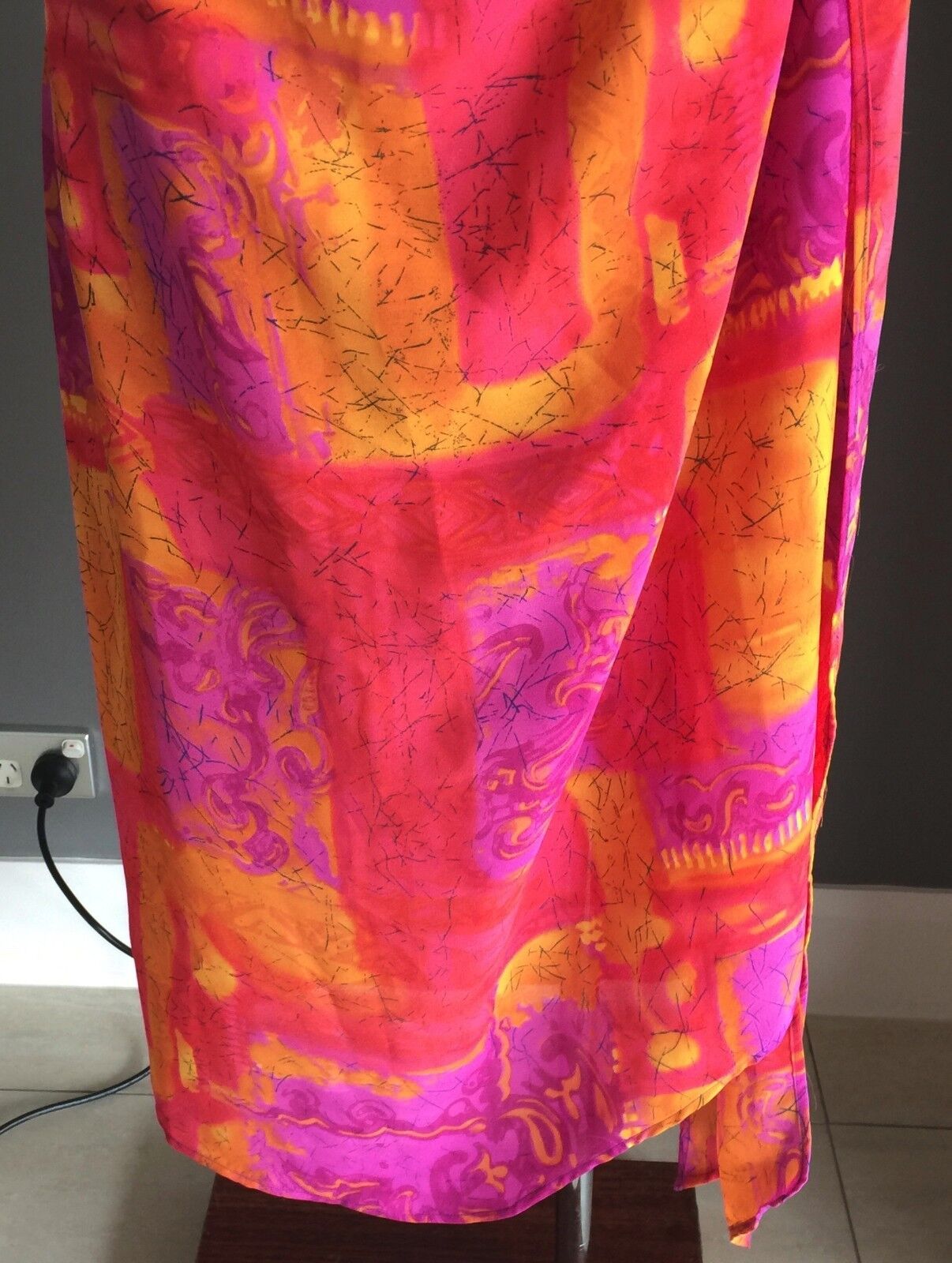 SARONG Handmade Bright Print Side Tie Skirt Semi Sheer Ladies Size 12 - 16 NEW
