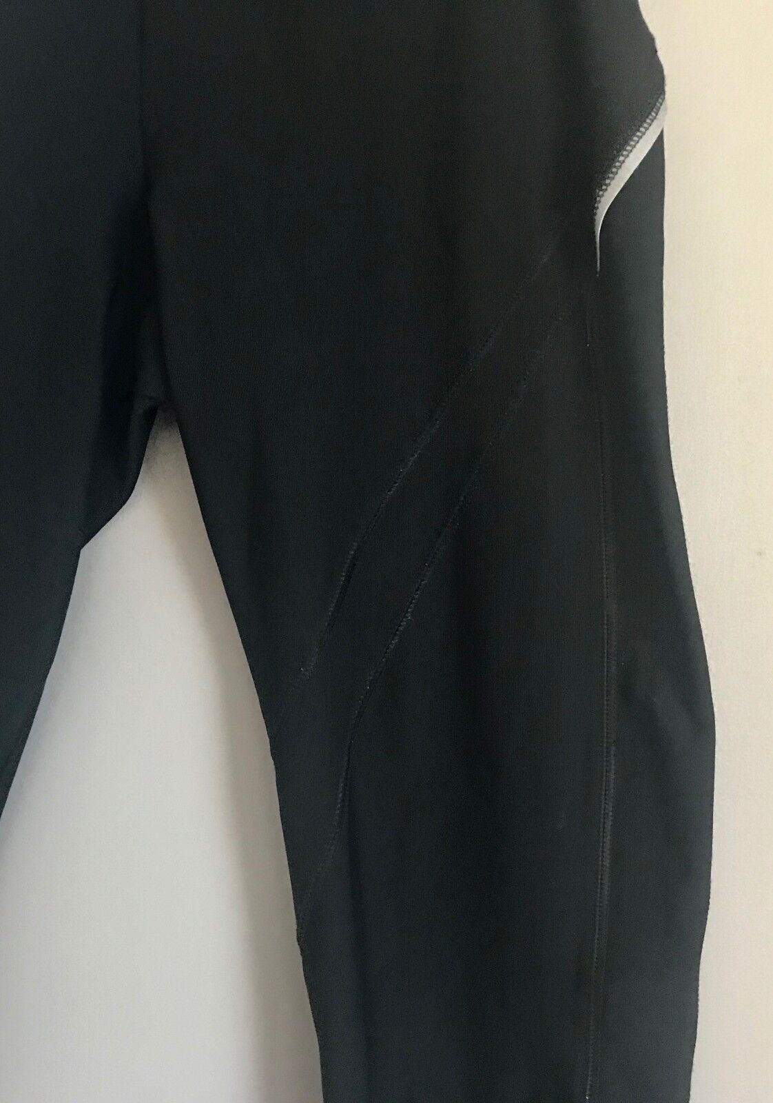 RUNNING BARE Black Tights 7/8 Length Activewear Long Pants Gym Size 12