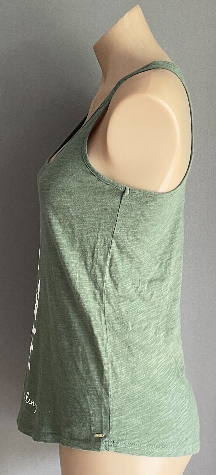 RIP CURL Khaki White Activewear Tank Top Sleeveless Racer Back Siz 8 10 Ripcurl