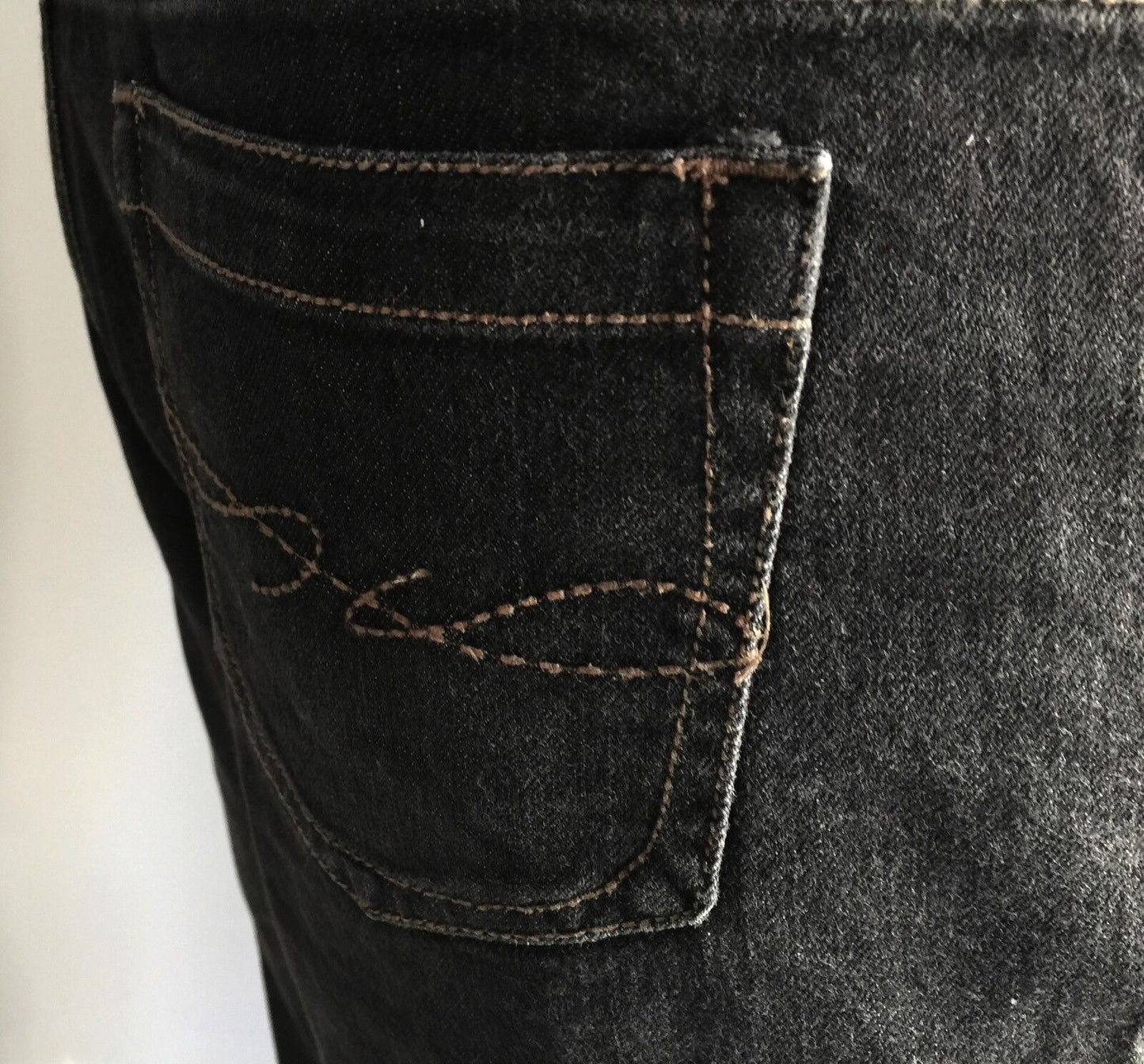 TOMMY HILFIGER Denim Jeans Black Classic Rise Boot Leg Denim Ladies Size 16