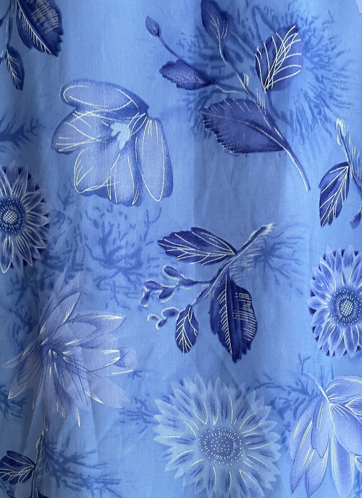 1980's JE FASHION Shades of Blue & White Floral Short Sleeve Shirt Size XL 14 16