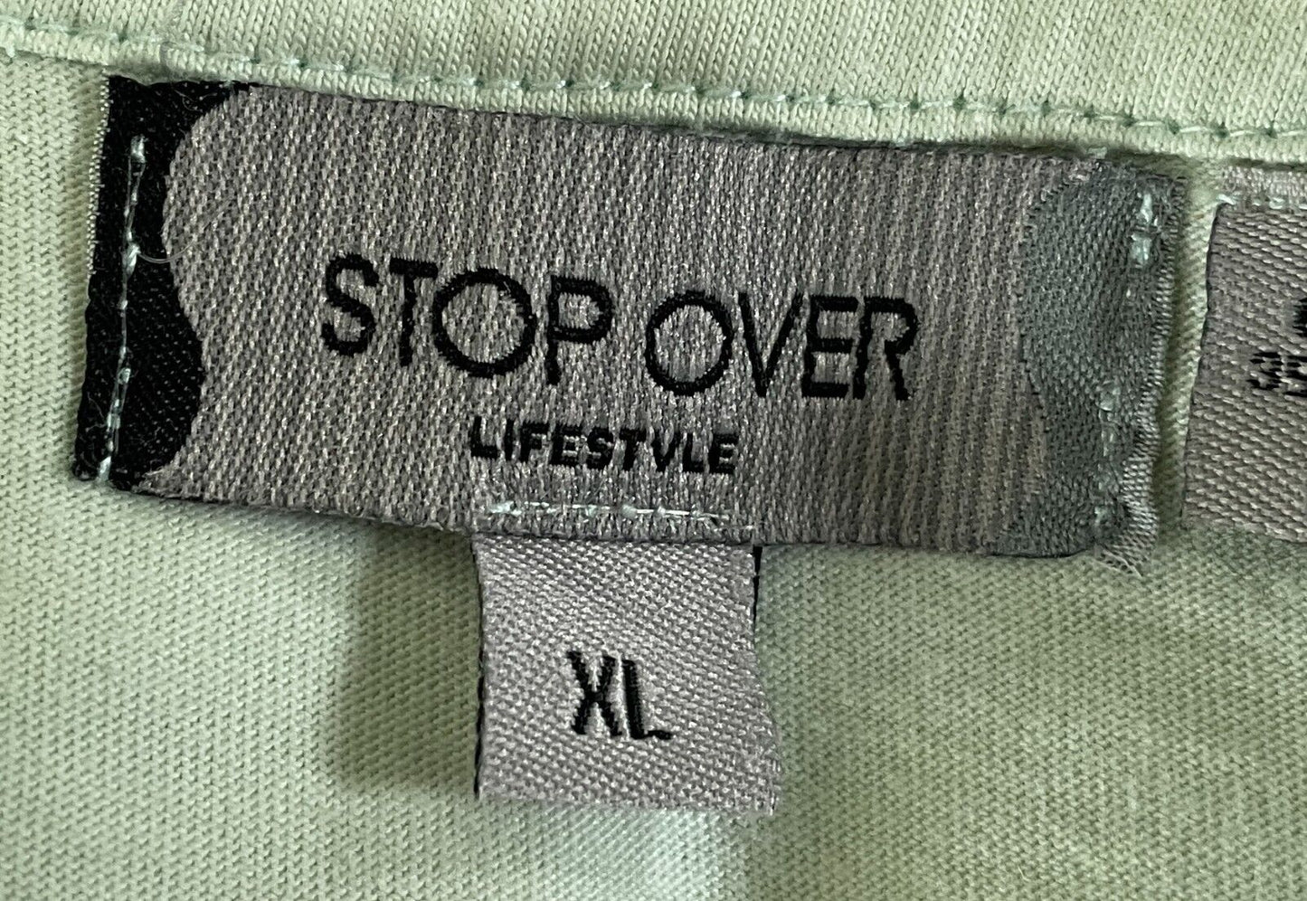 STOP OVER LIFESTYLE Top Green Print Short Sleeve T-Shirt Tee Size XL Retro