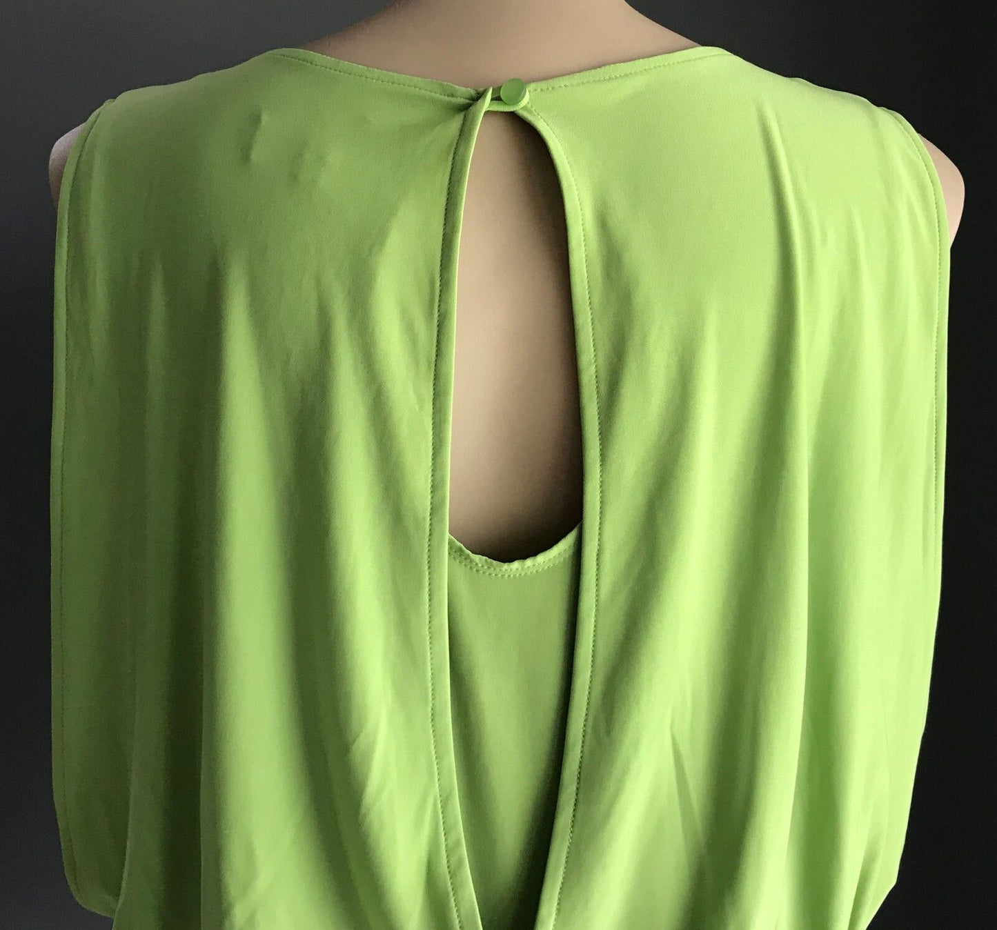 FRANK LYMAN Design Blouse Lime Green Sleeveless Stretch Hip Hugger Plus Size 20