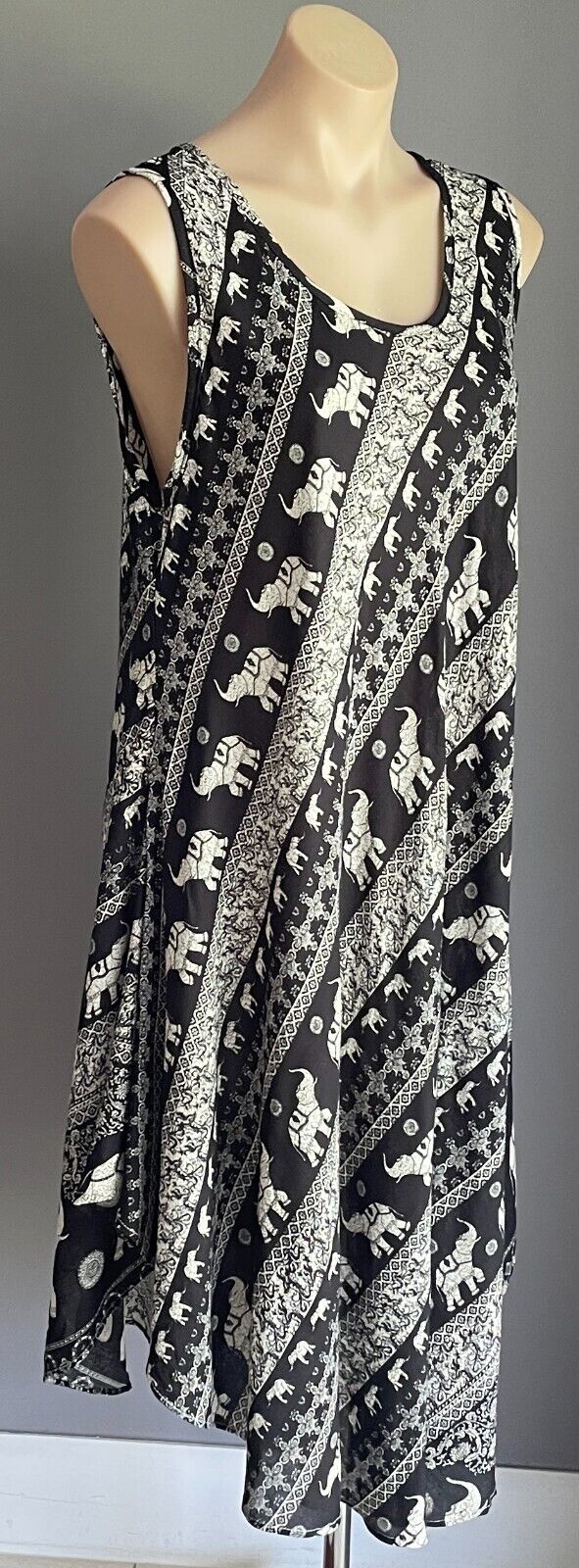 Cotton Dress Black Cream Elephants Batik Print Sleeveless A-Line Midi Sz 20 NEW