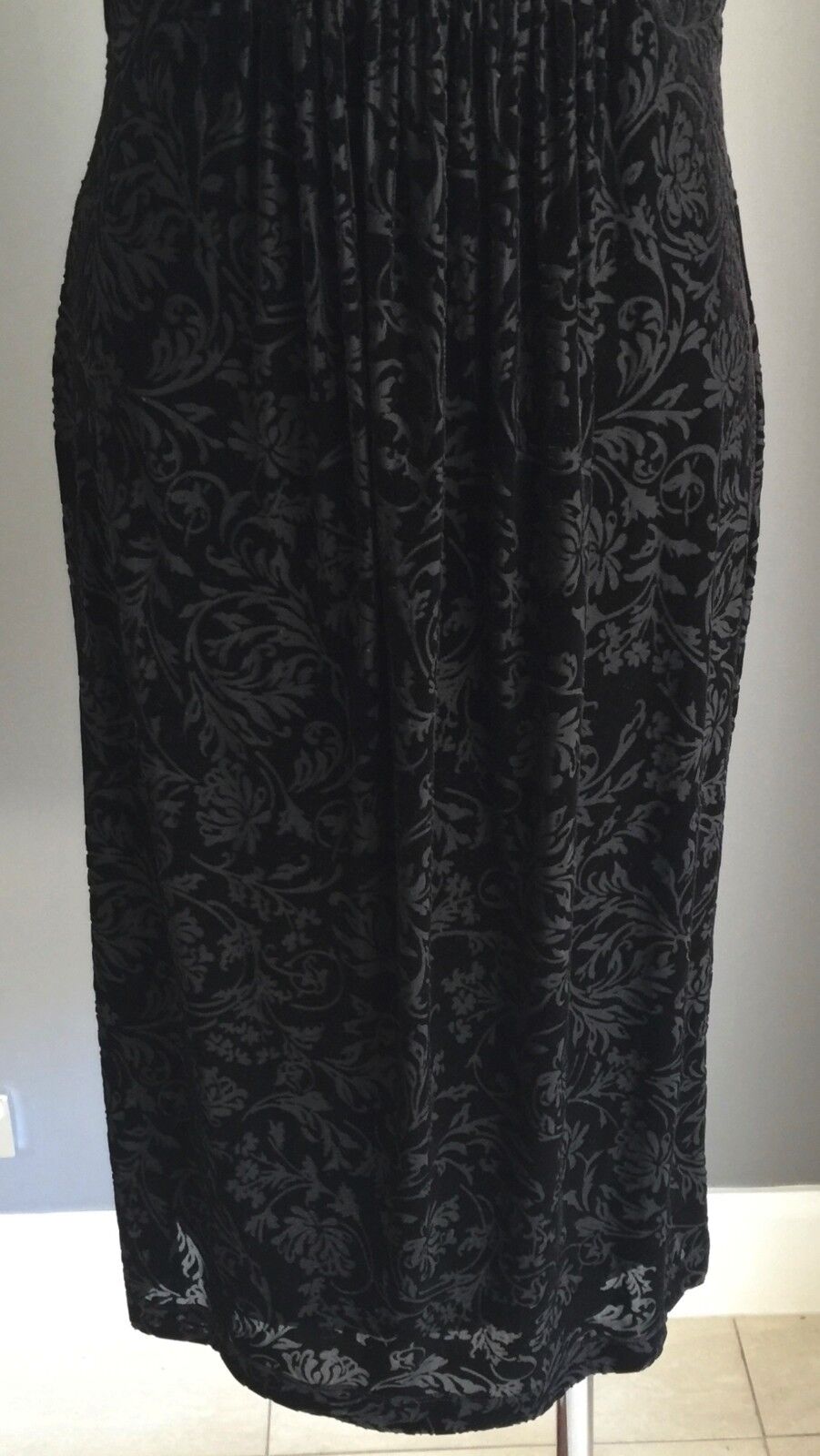 PER UNA Black Dress Baroque Print Velvet Look Empire Waist Size 10 Stunning