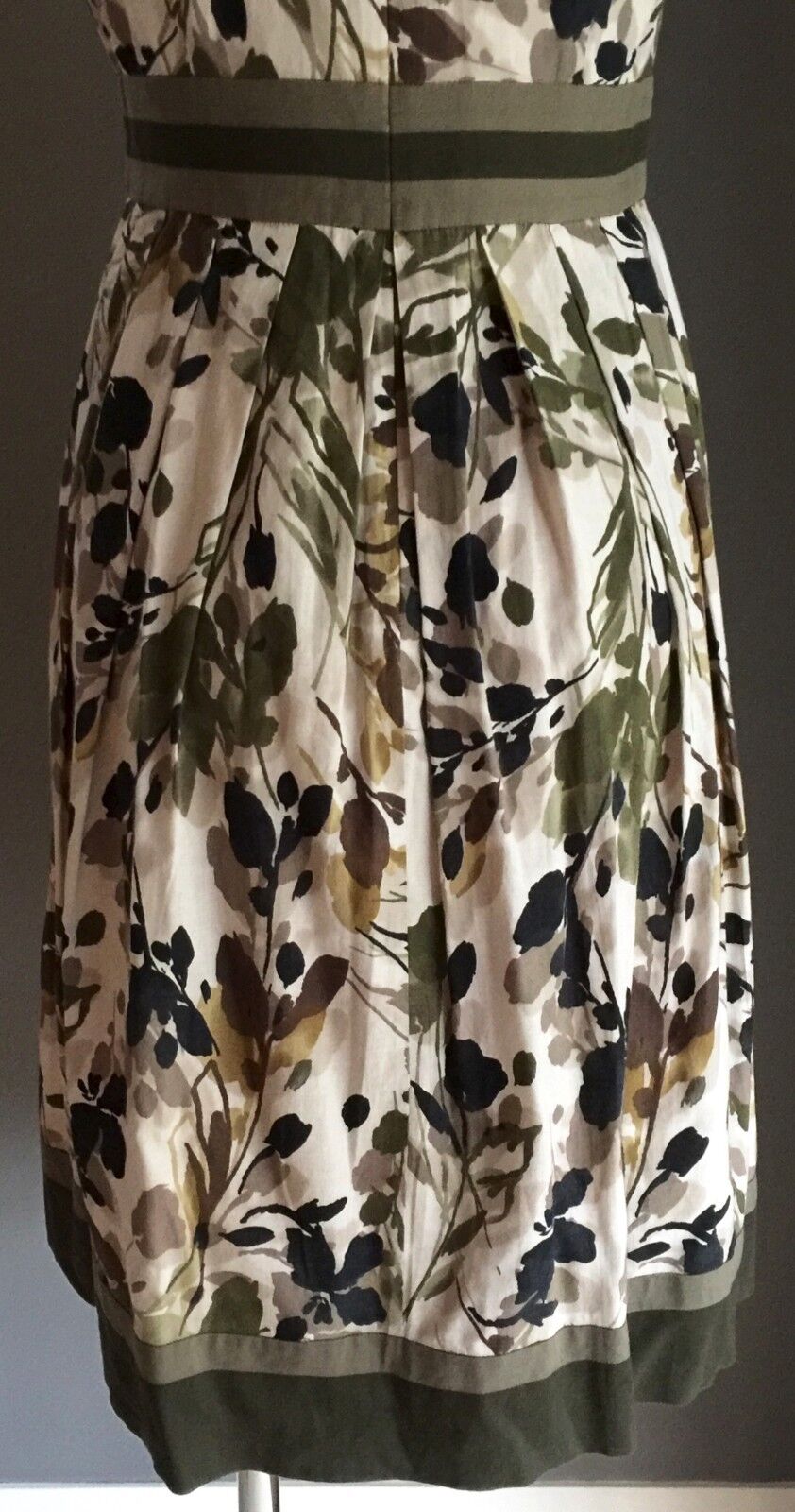 ZAMBELLI DONNA Cotton Dress Khaki Brown & Navy Floral Print Size 10 Unique