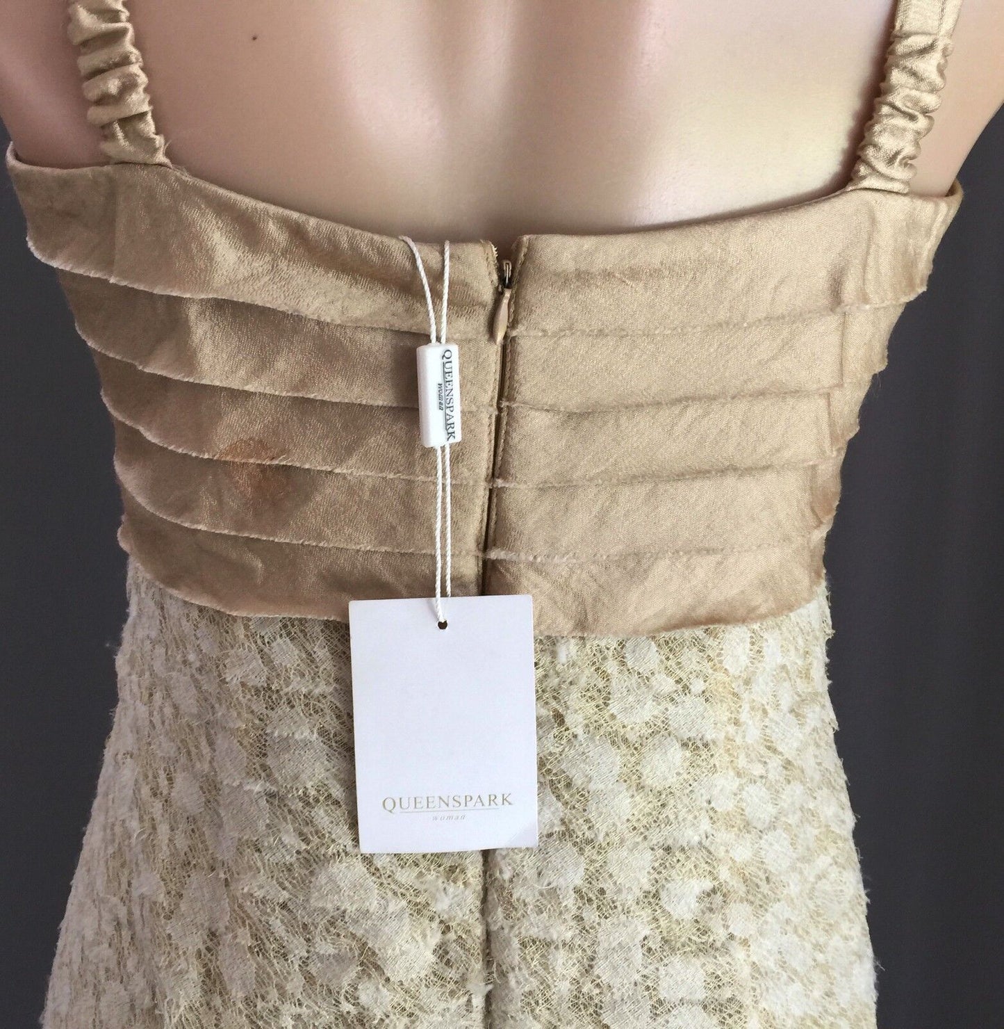 QUEENSPARK Dress Gold Layered Lace Stretch Size 10 Party Formal Cocktail NEW
